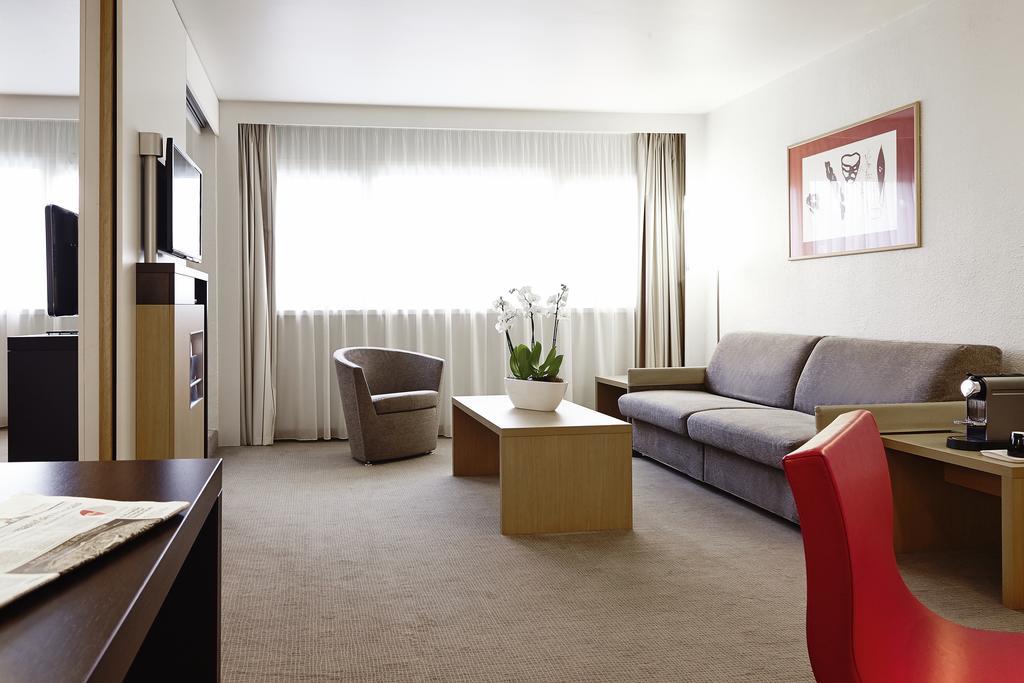Suite with One Double Bed and Sofa Bed