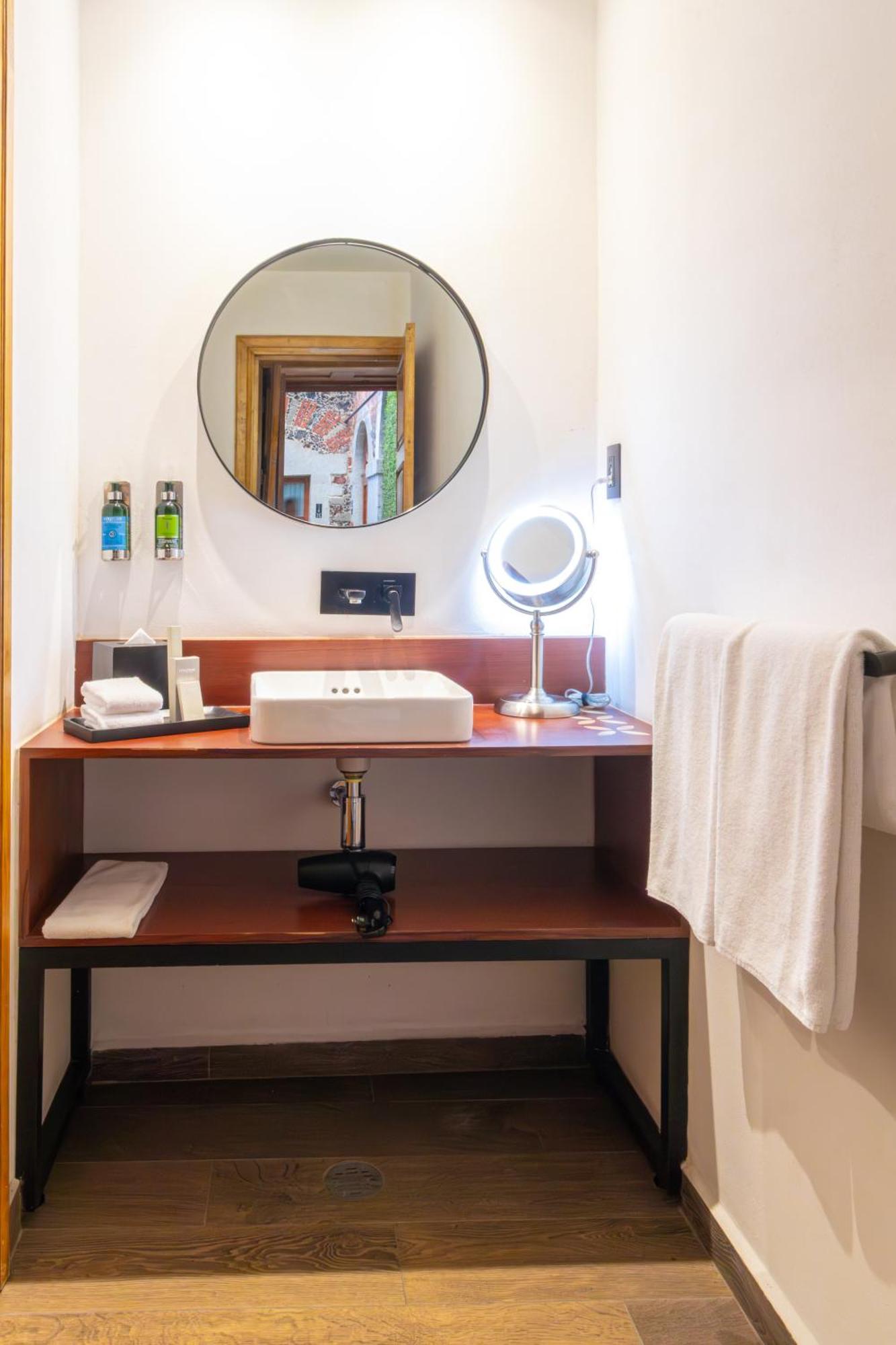 Deluxe Junior Suite