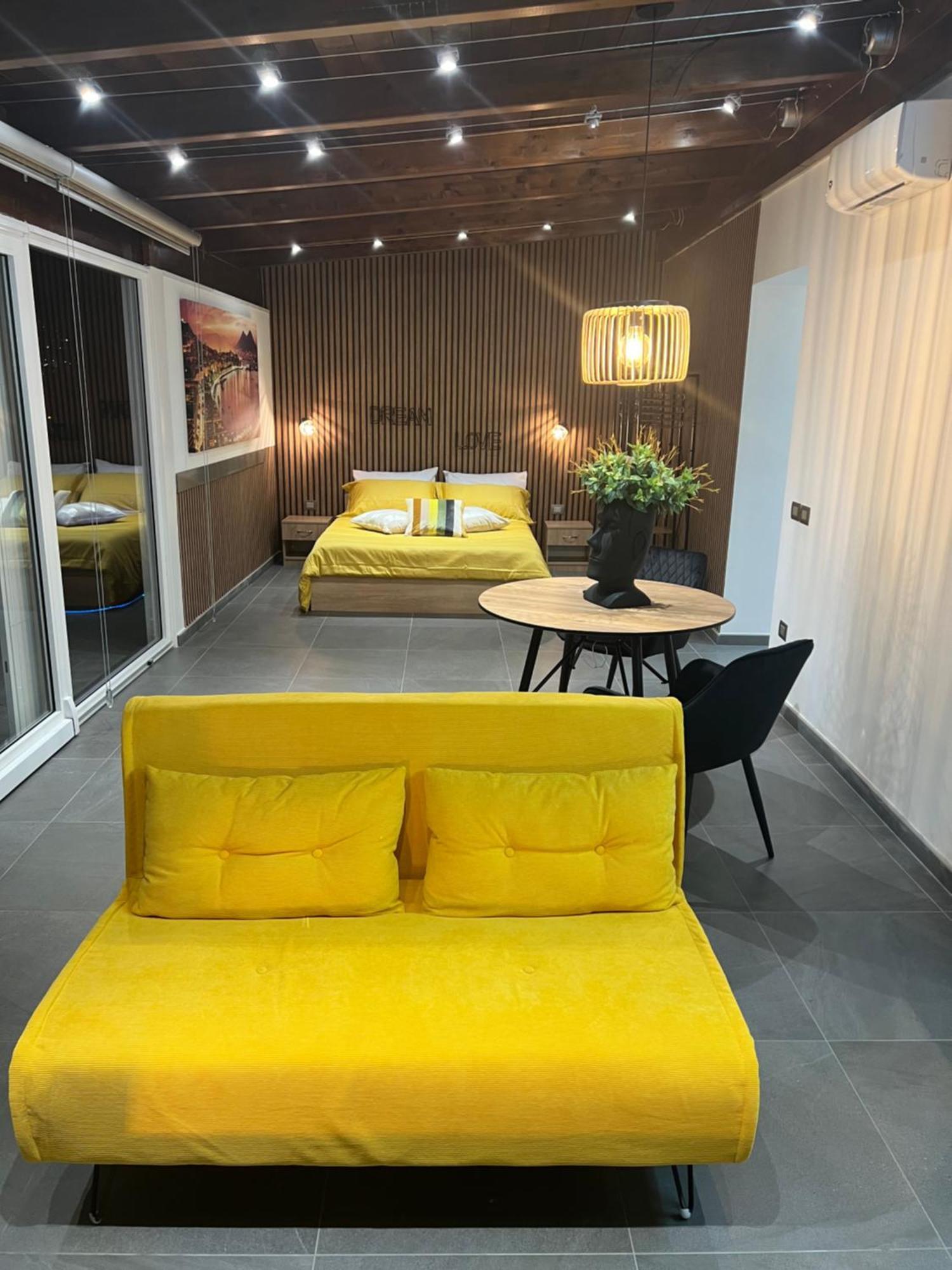 King Room with Spa Bath