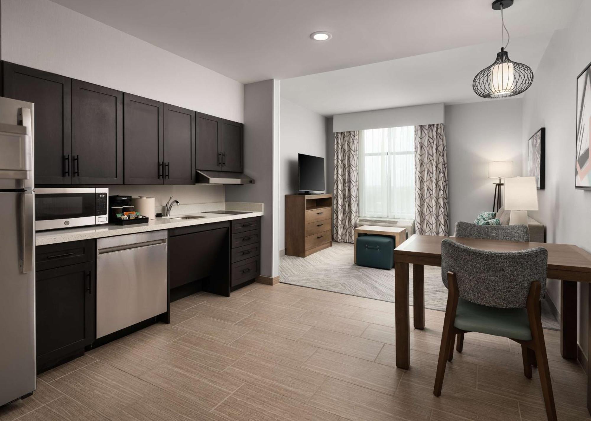 King Studio Suite Hearing Access or Non-Smoking