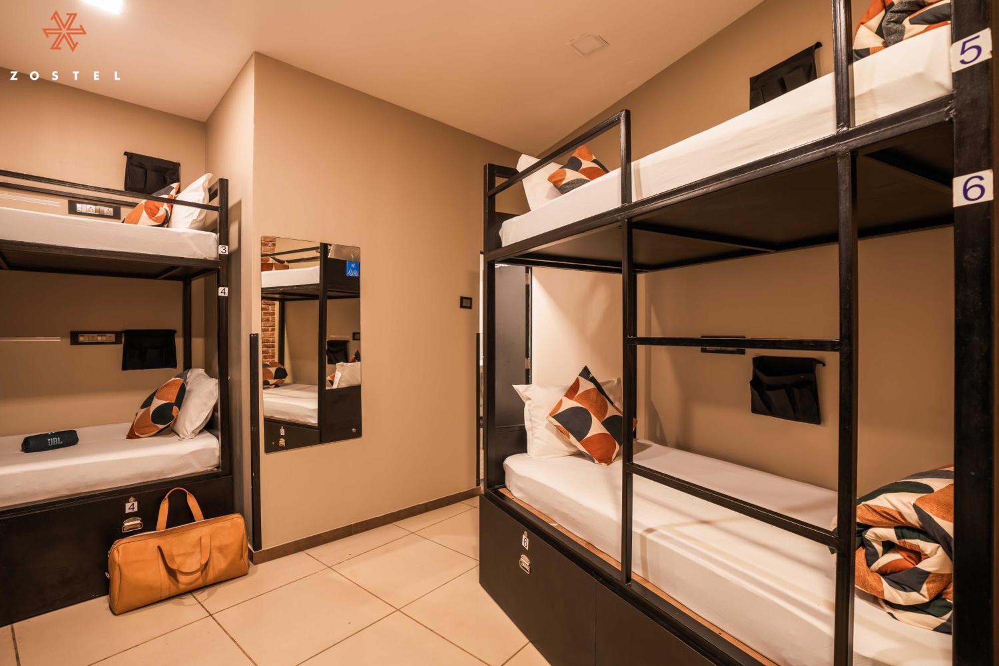Bed 6-Bed Mixed Dormitory Room