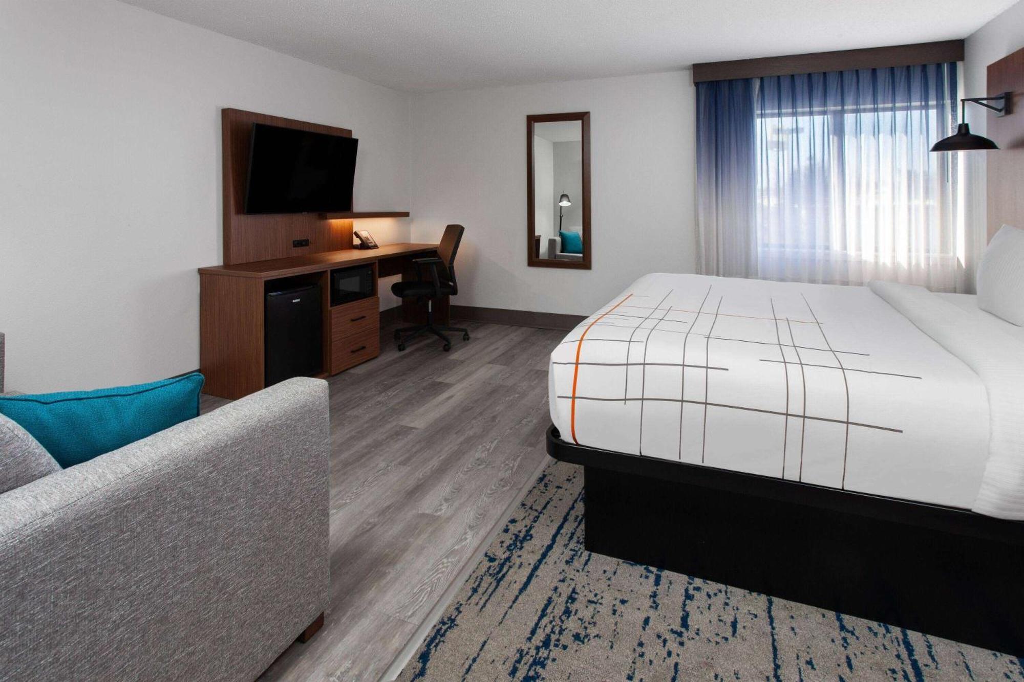 Executive King Room
