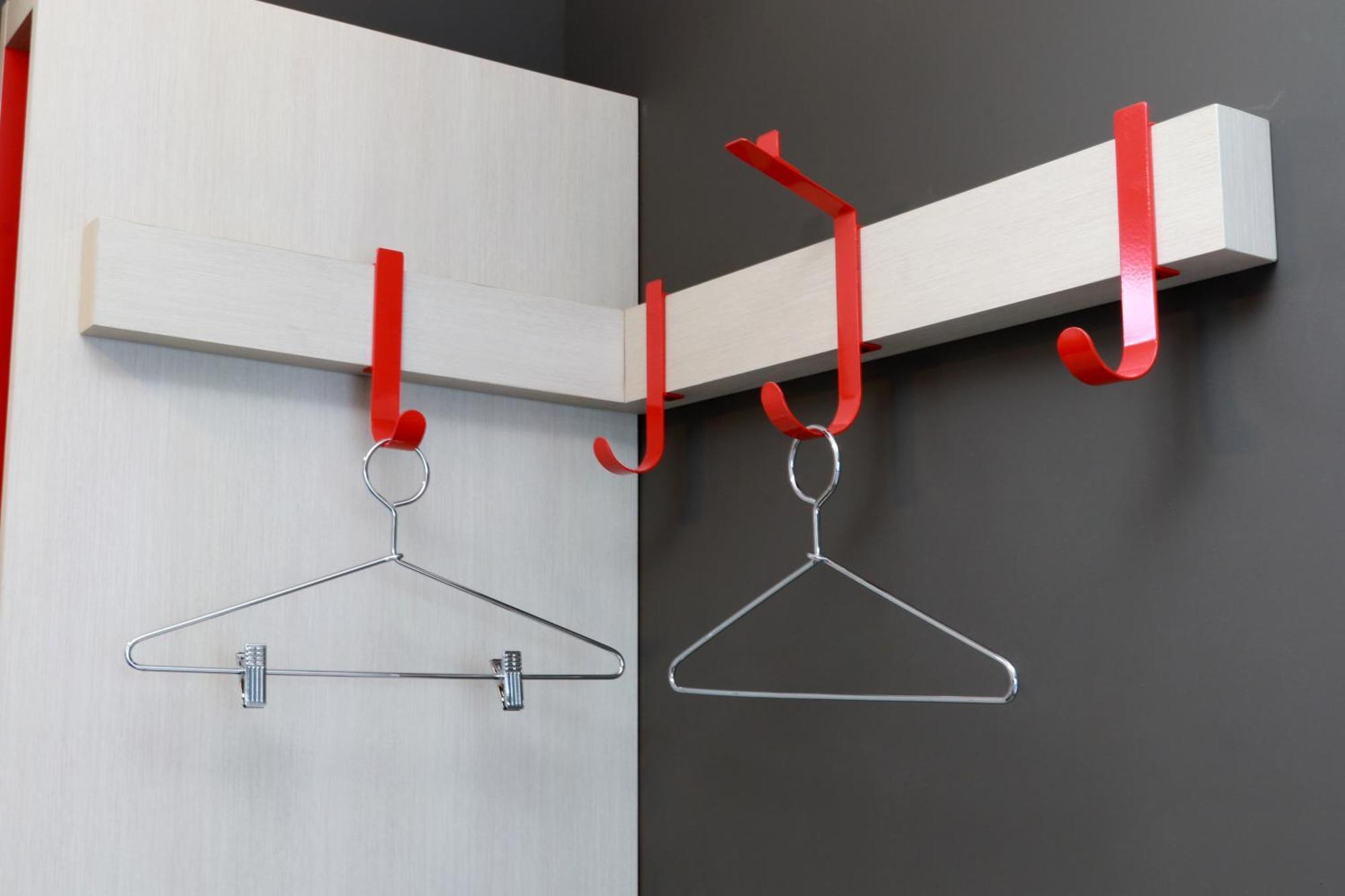 Standard Room,1525423312:JPEG