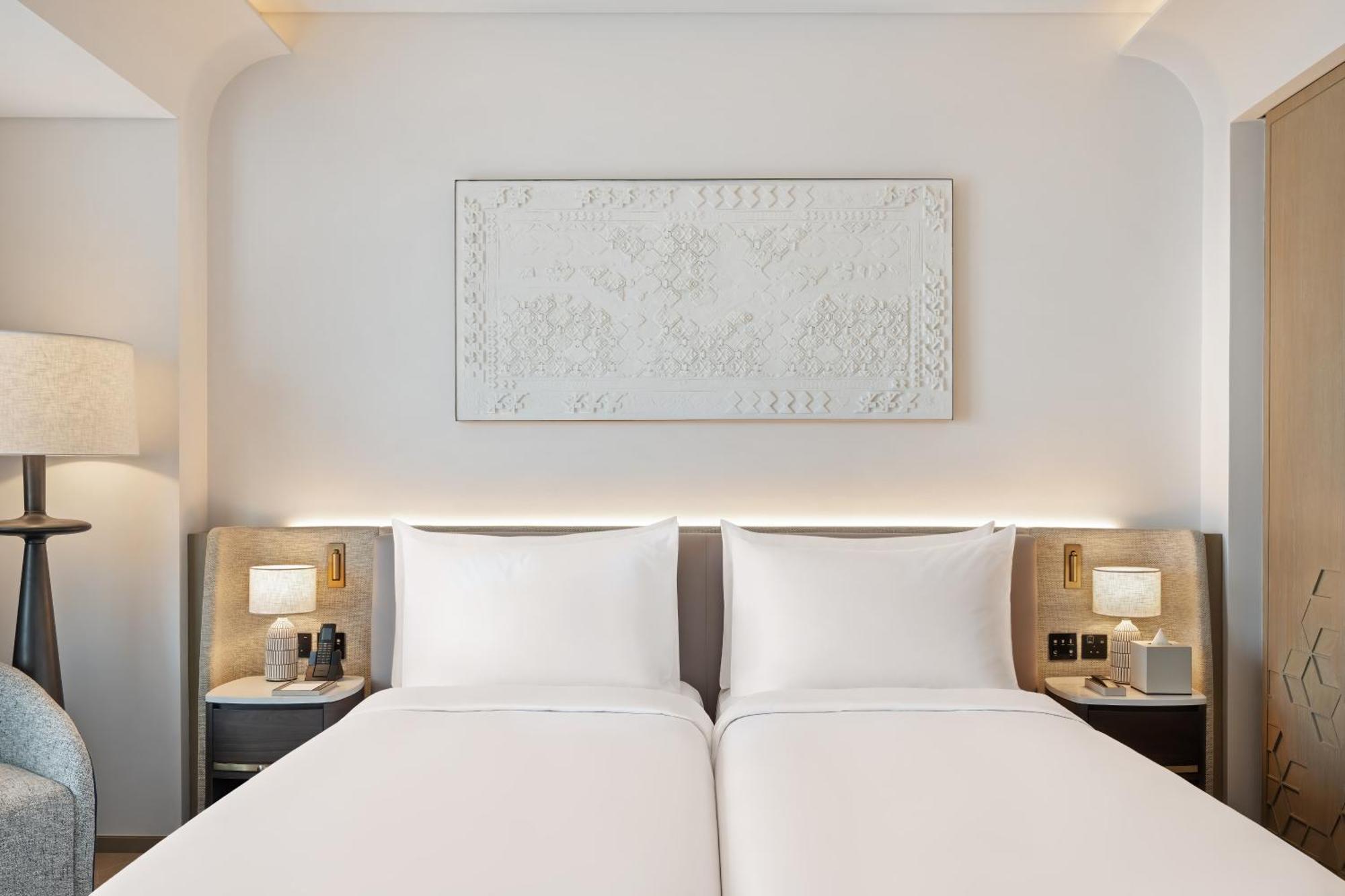Deluxe Canal View Room Twin Complimentary Lagoon Access