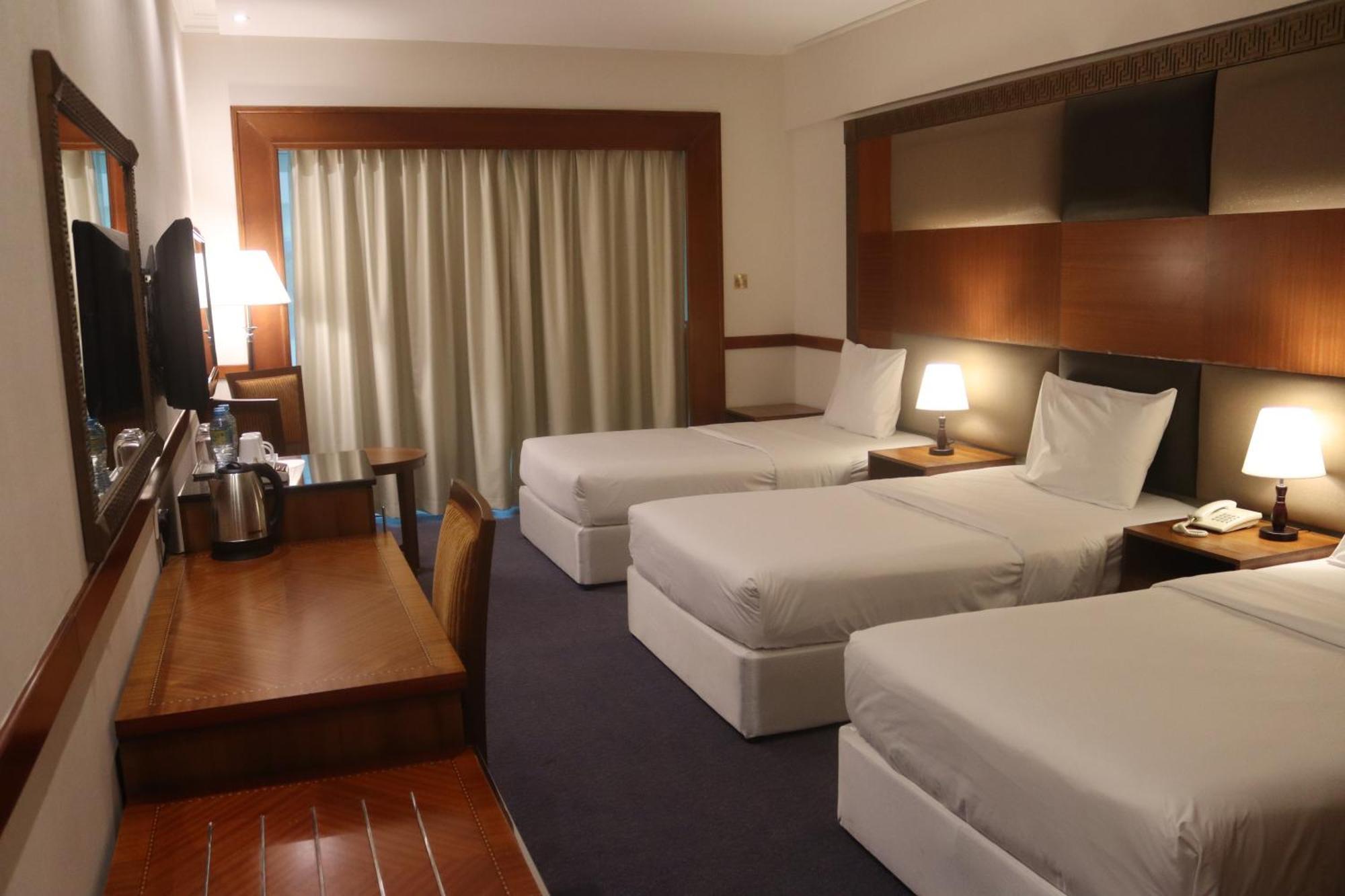 Deluxe Triple Room