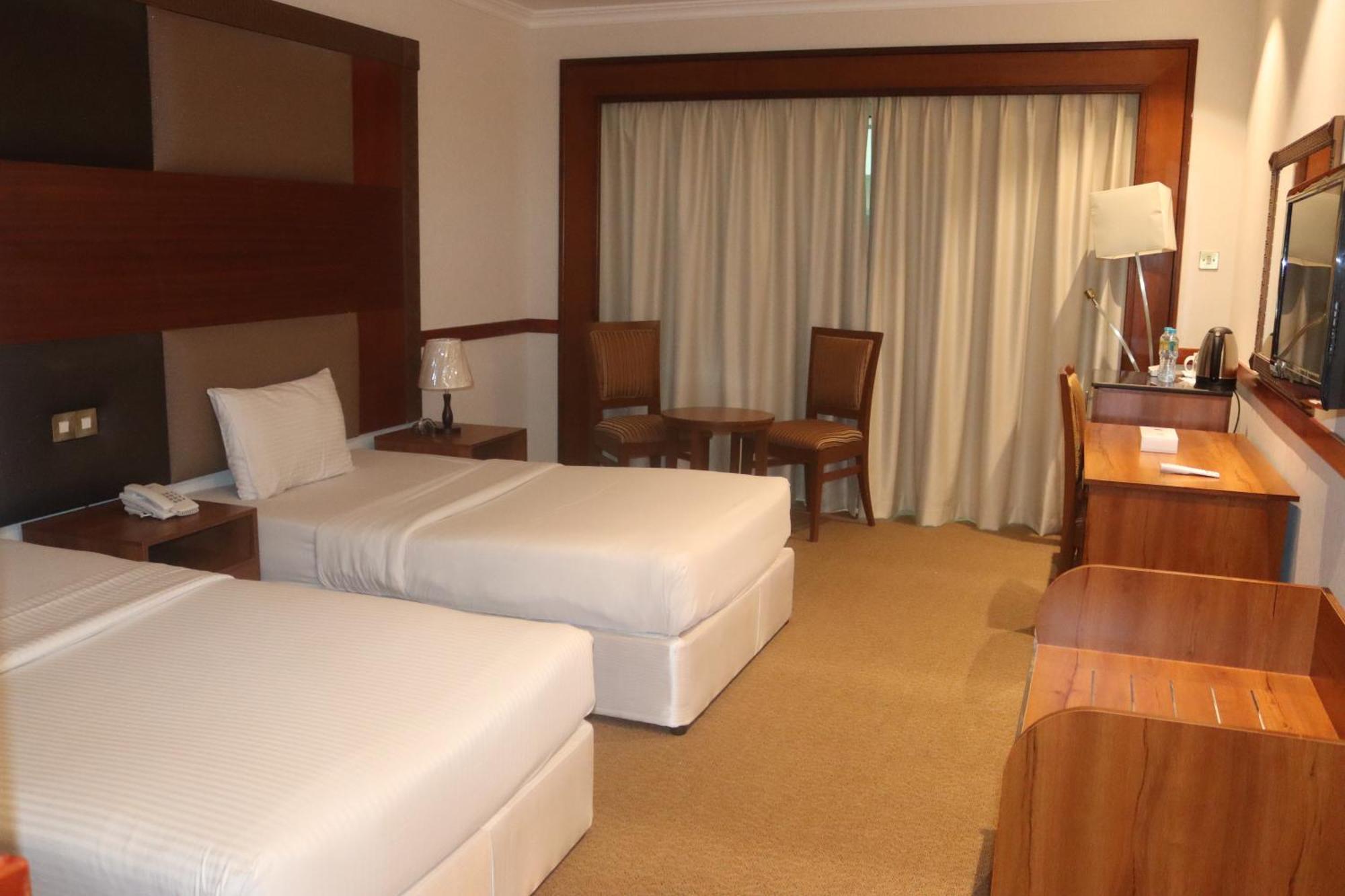 Deluxe Twin Room