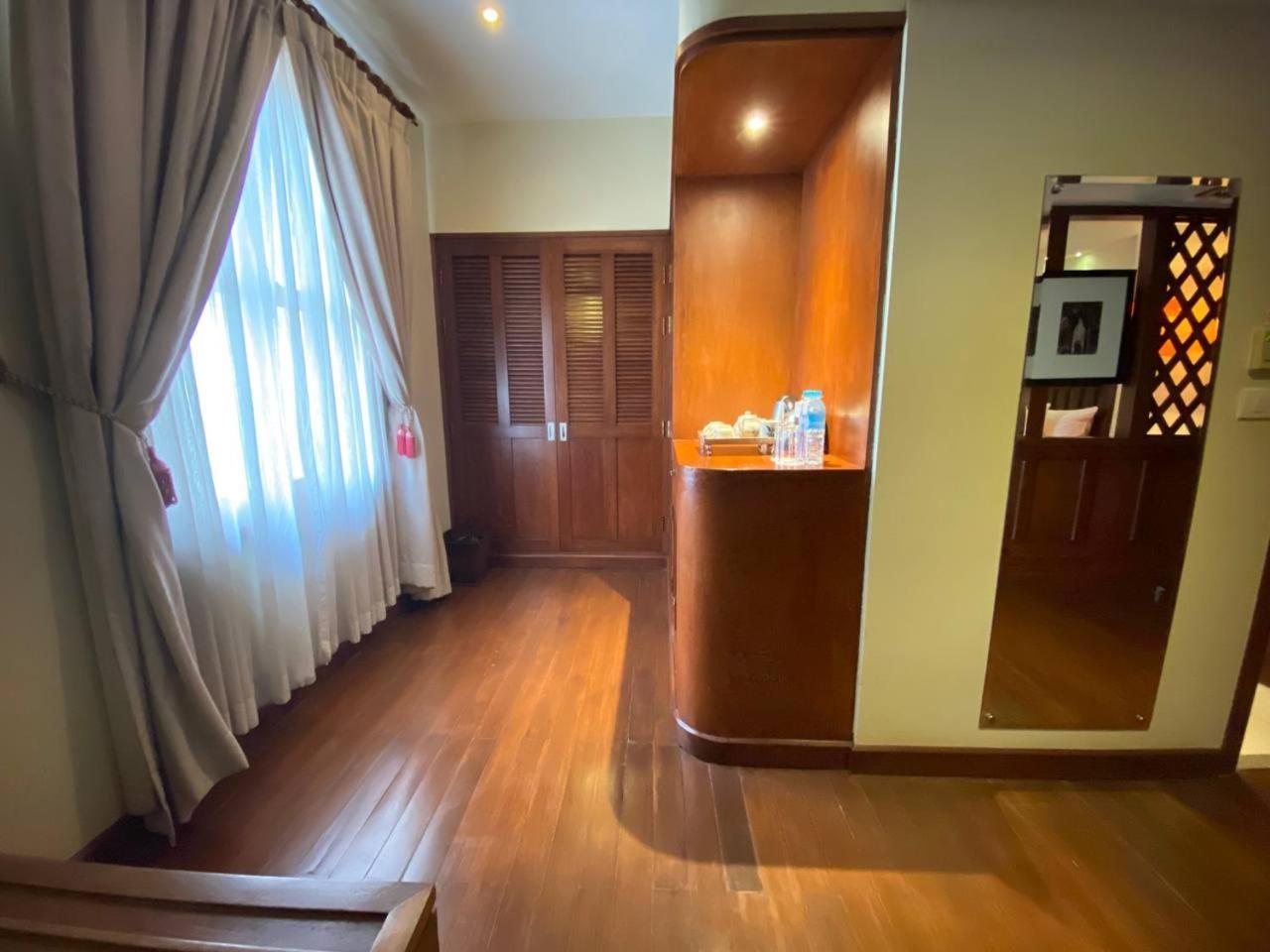 Sakura Double or Twin Room 1way Shuttle to City Center