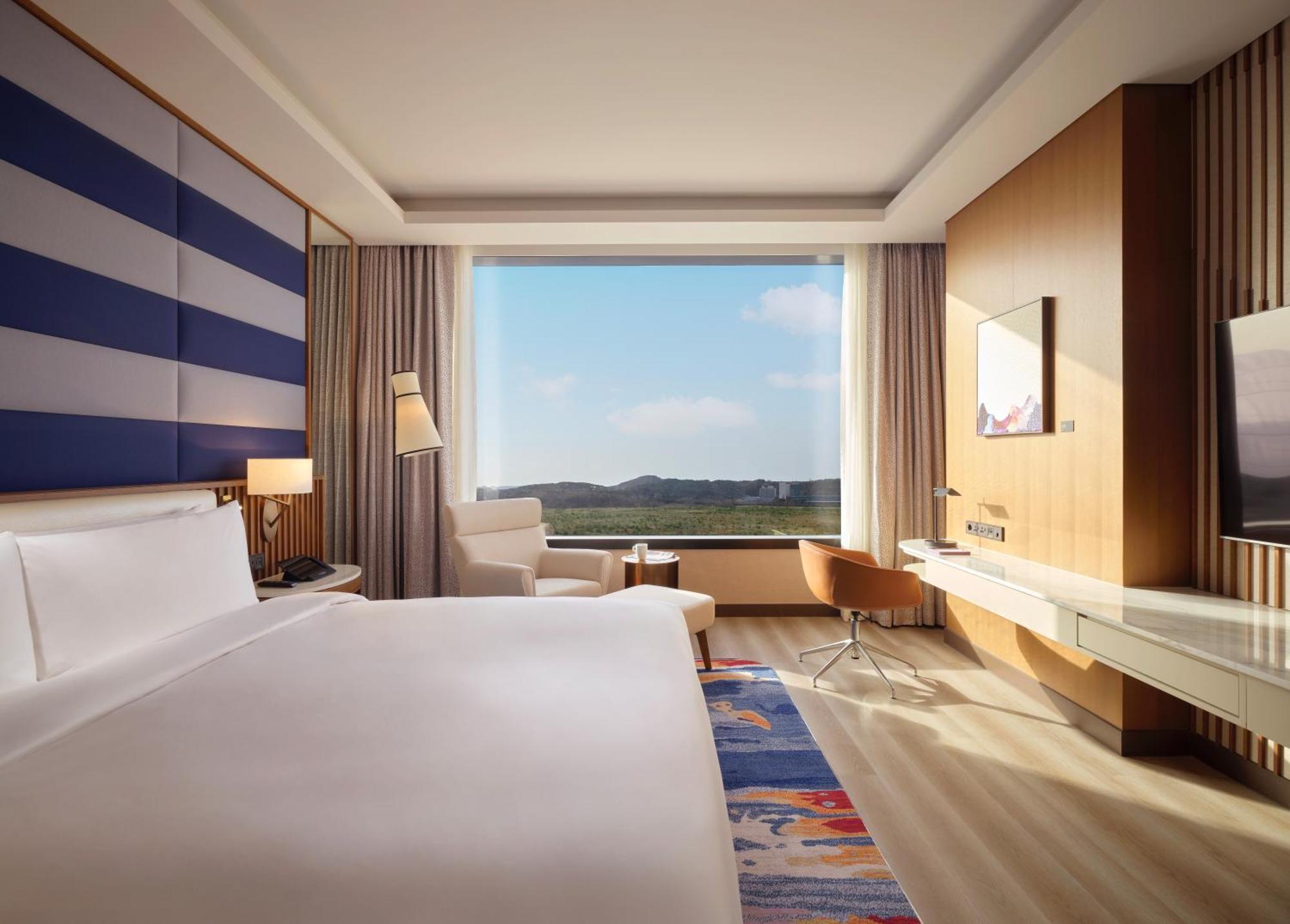 [Ocean Tower] Accessible King Splash Bay 6 hours pass upto on the of check
