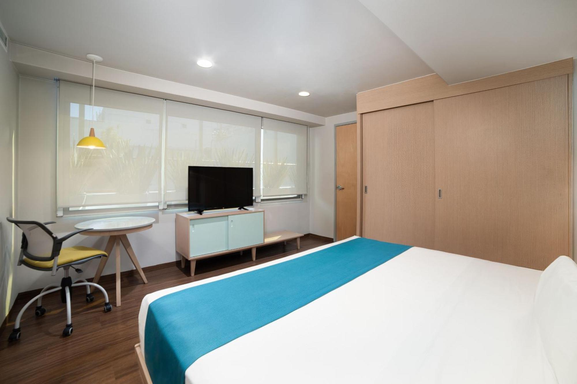 One-Bedroom Suite King or Twin Bed Sofa Bed