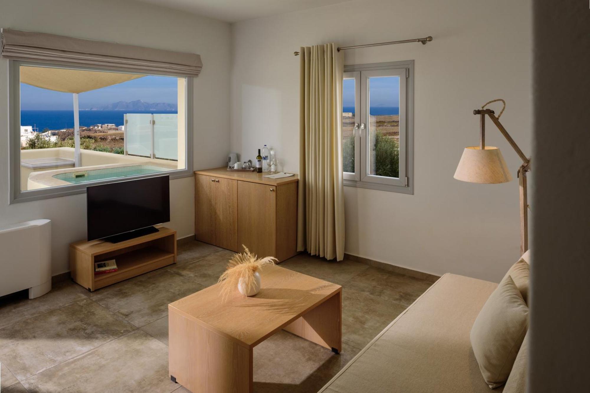Junior Suite Sea View Outdoor Hot Tub