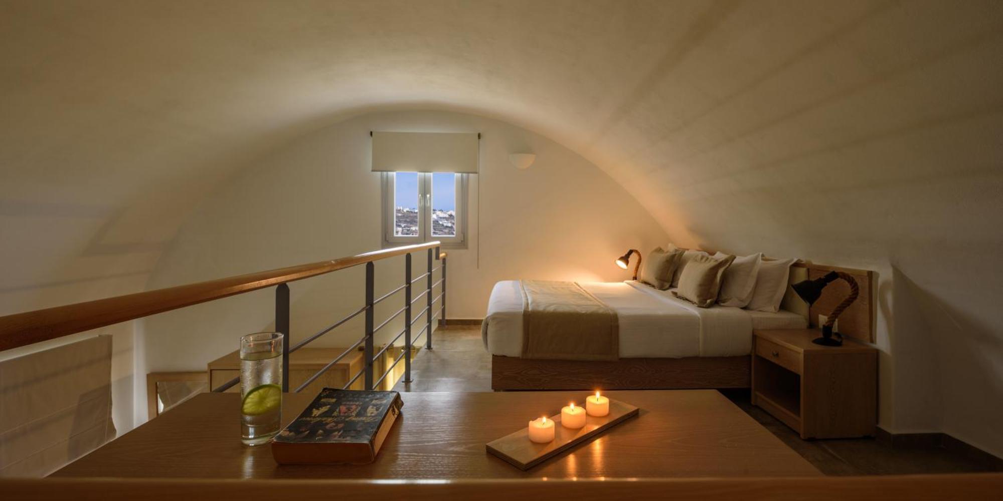 Loft Suite Outdoor Hot Tub