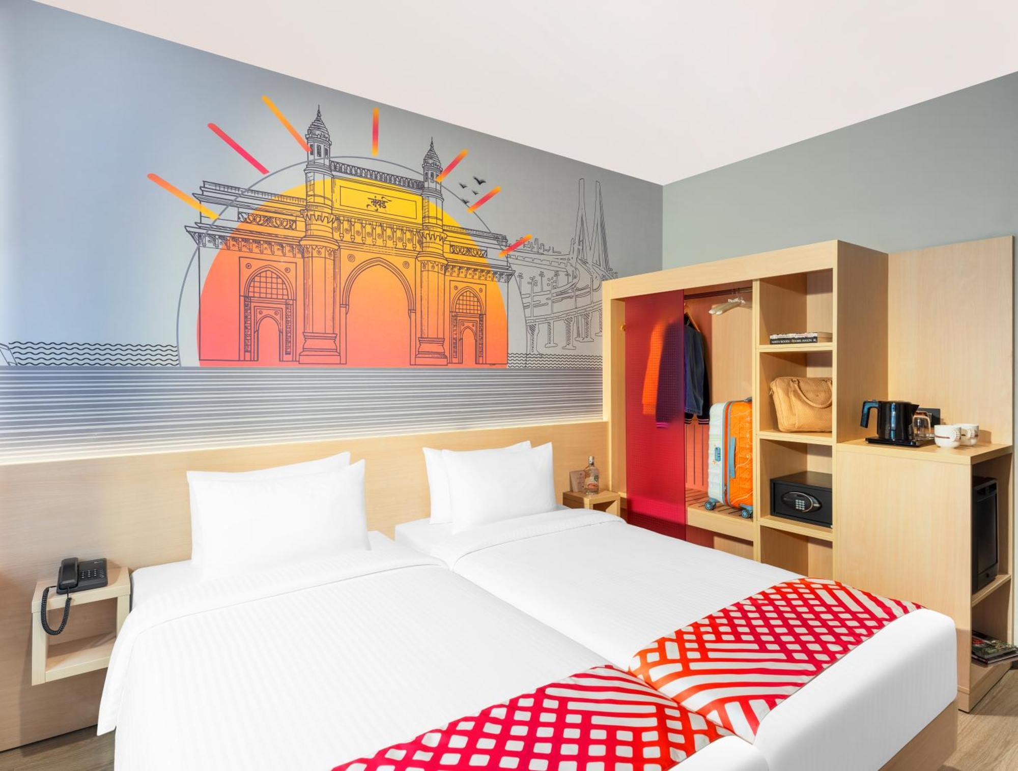 D-Luxe Twin Room