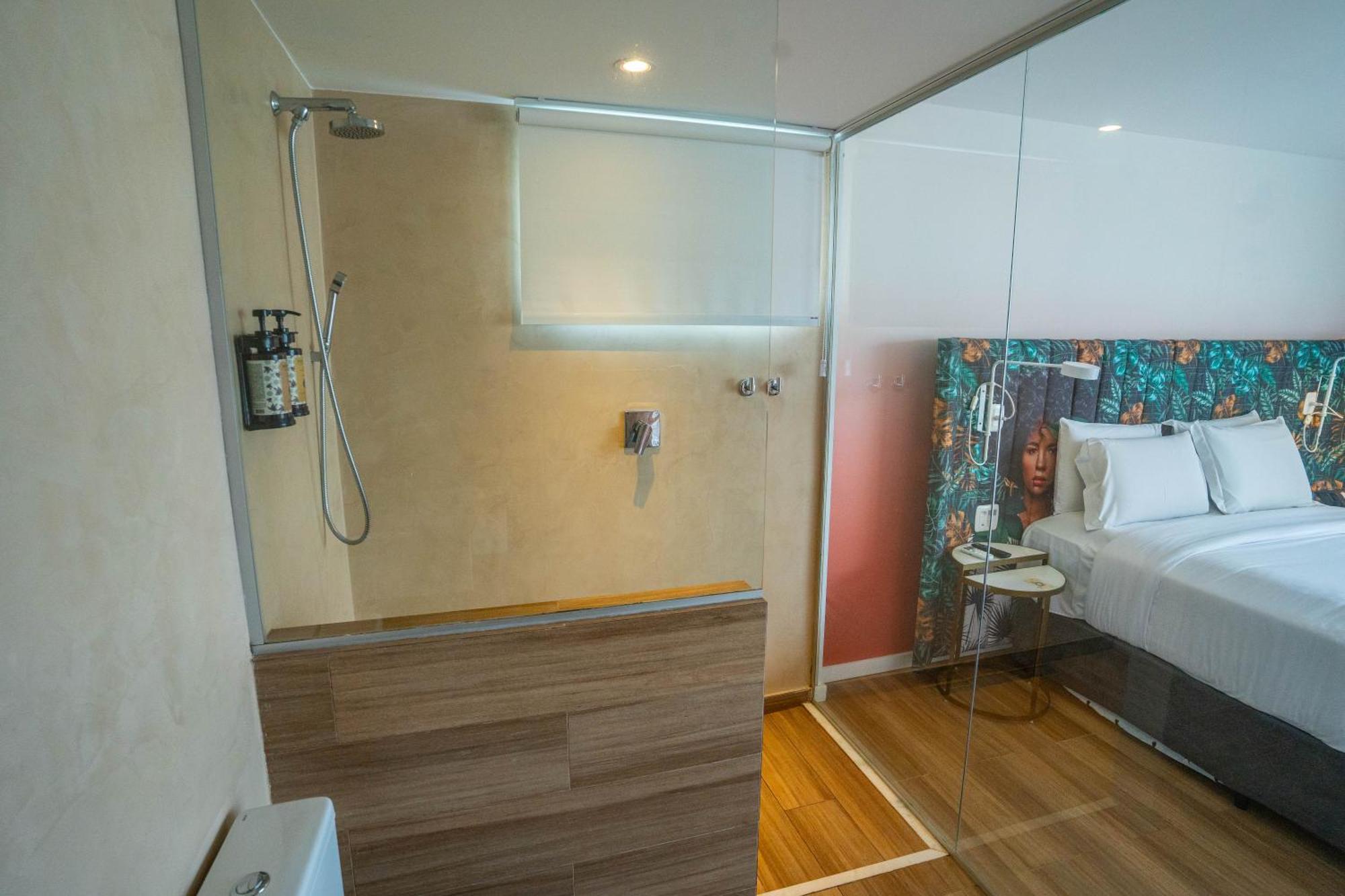 Seafront Ocean Suite Balcony