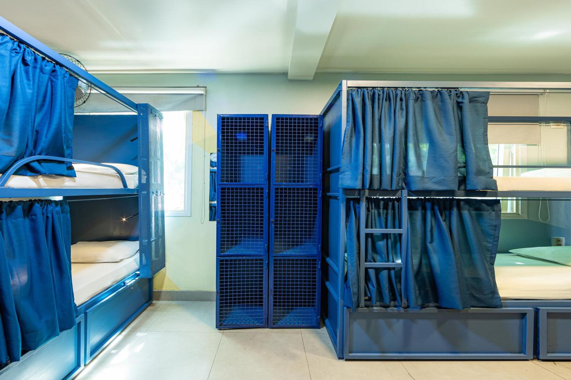 Bed 12-Bed Mixed Dormitory Room