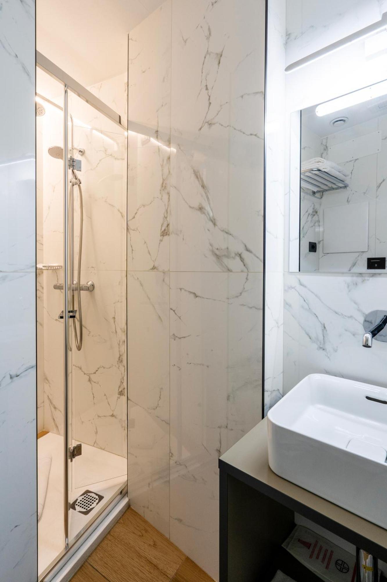 Double or Twin Room with Private External Bathroom
