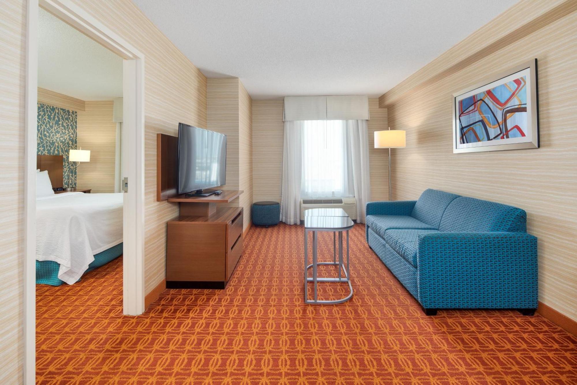 One-Bedroom King Suite