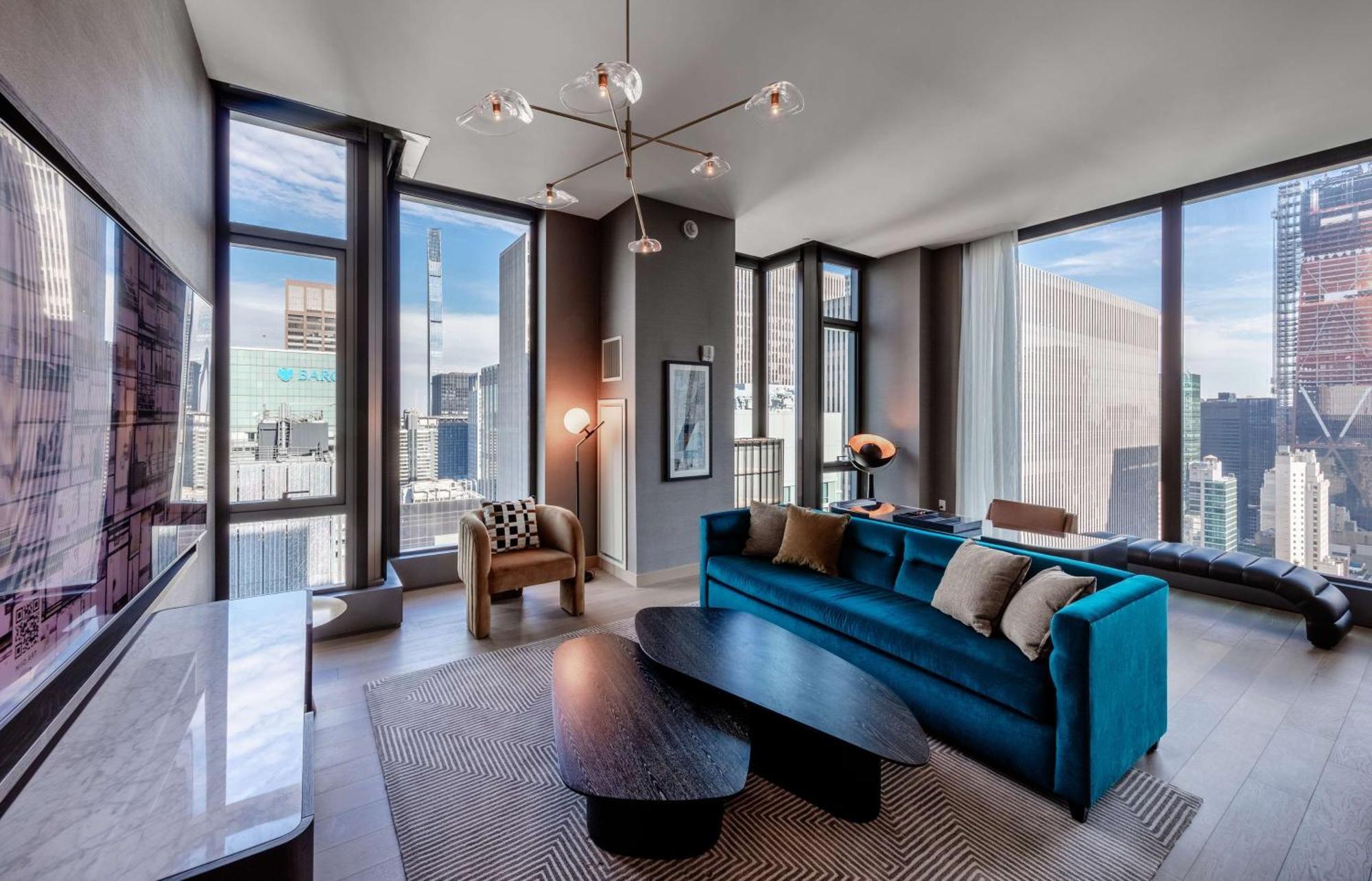 King Suite with Skyline View - Hearing Accessible