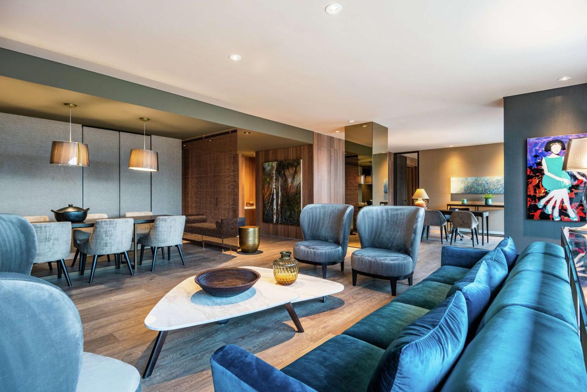 Superior One-Bedroom King Suite
