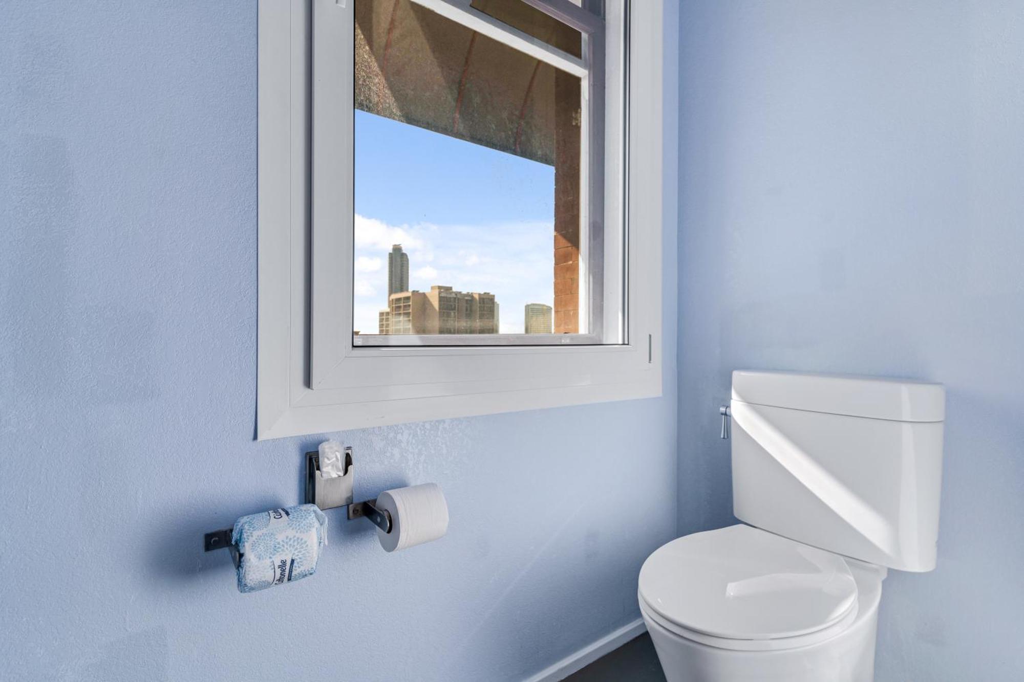 Deluxe Room,1542041875:JPEG