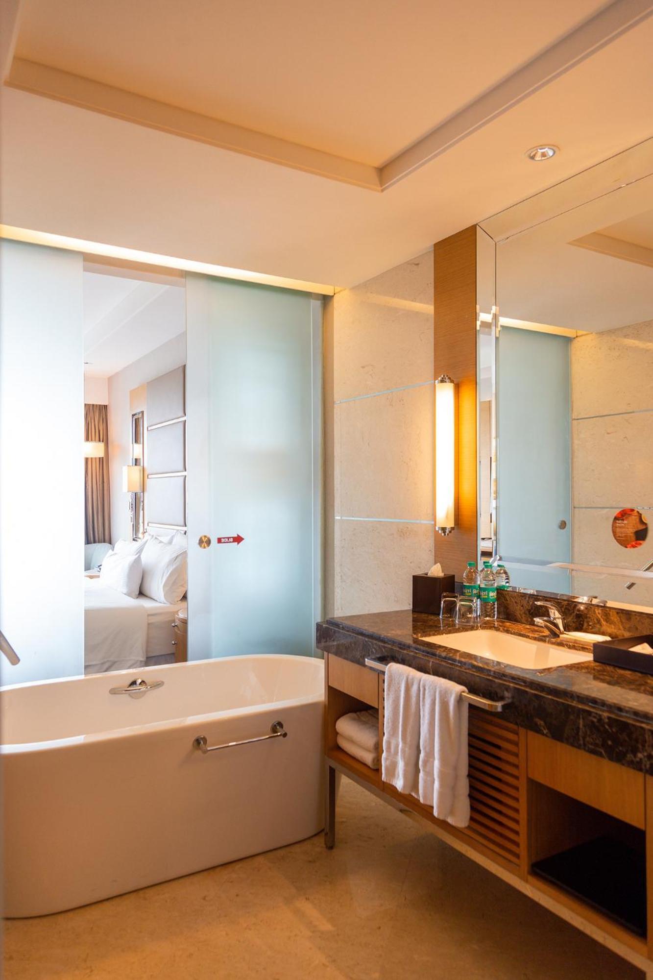 Twin Room Pool View