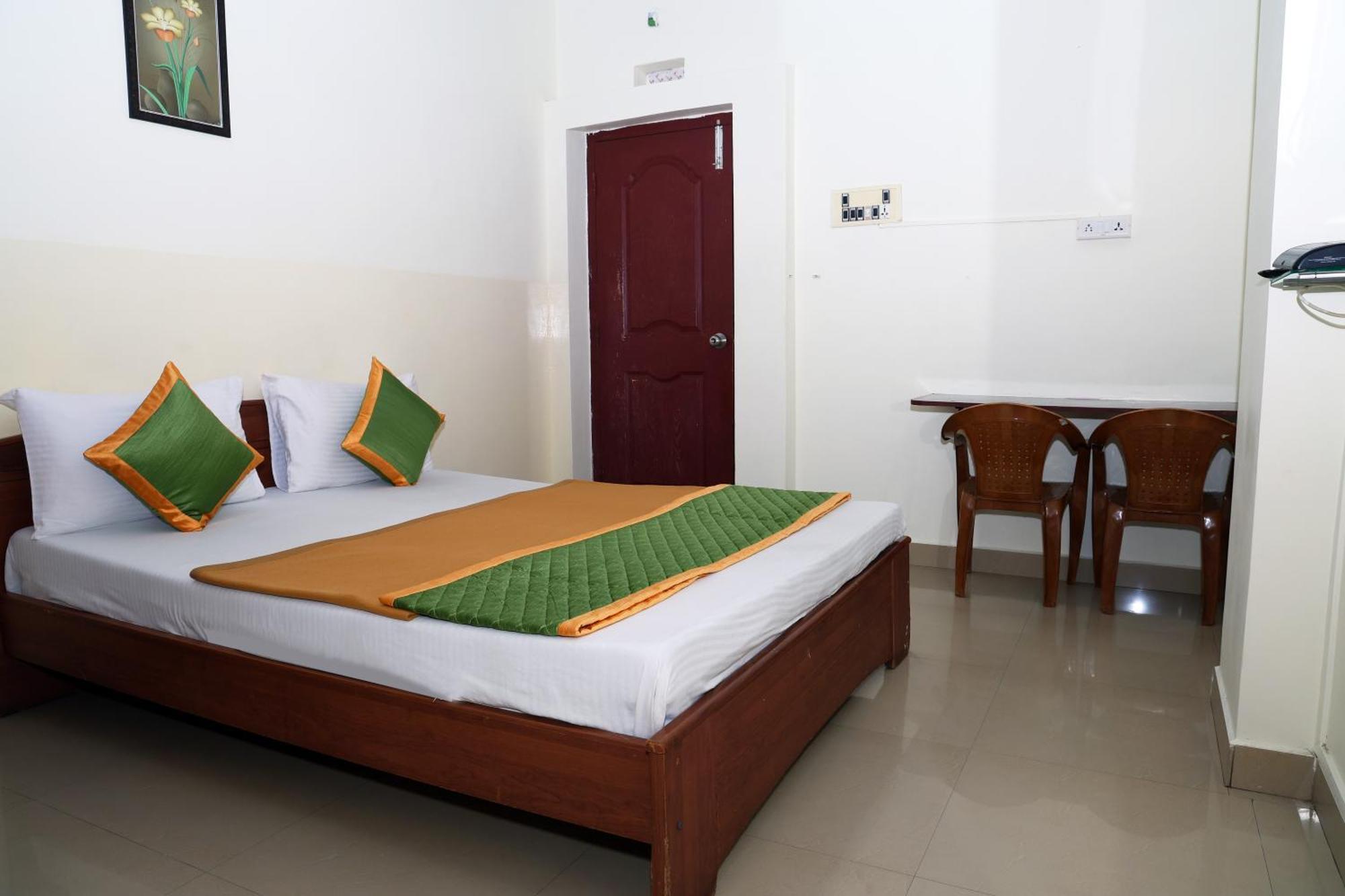 Superior Deluxe Double or Twin Room