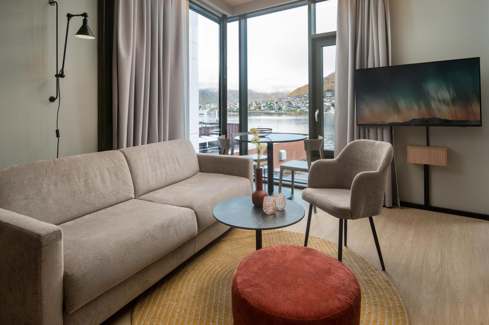 Apartment One-Bedroom Sea View