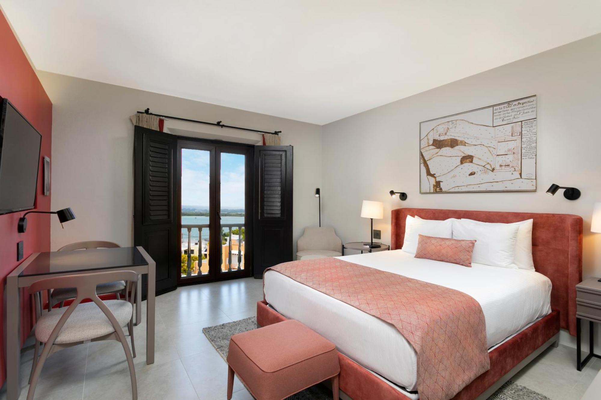 Queen Room Bay View