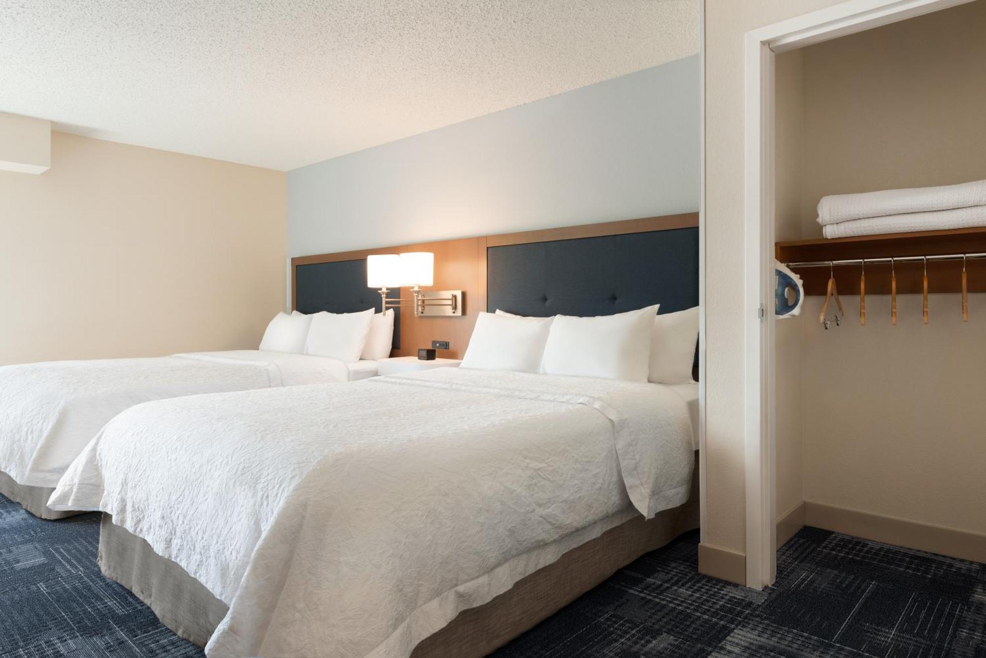 Queen Room Two Queen Beds Mobility Hearing Access or Non-Smoking