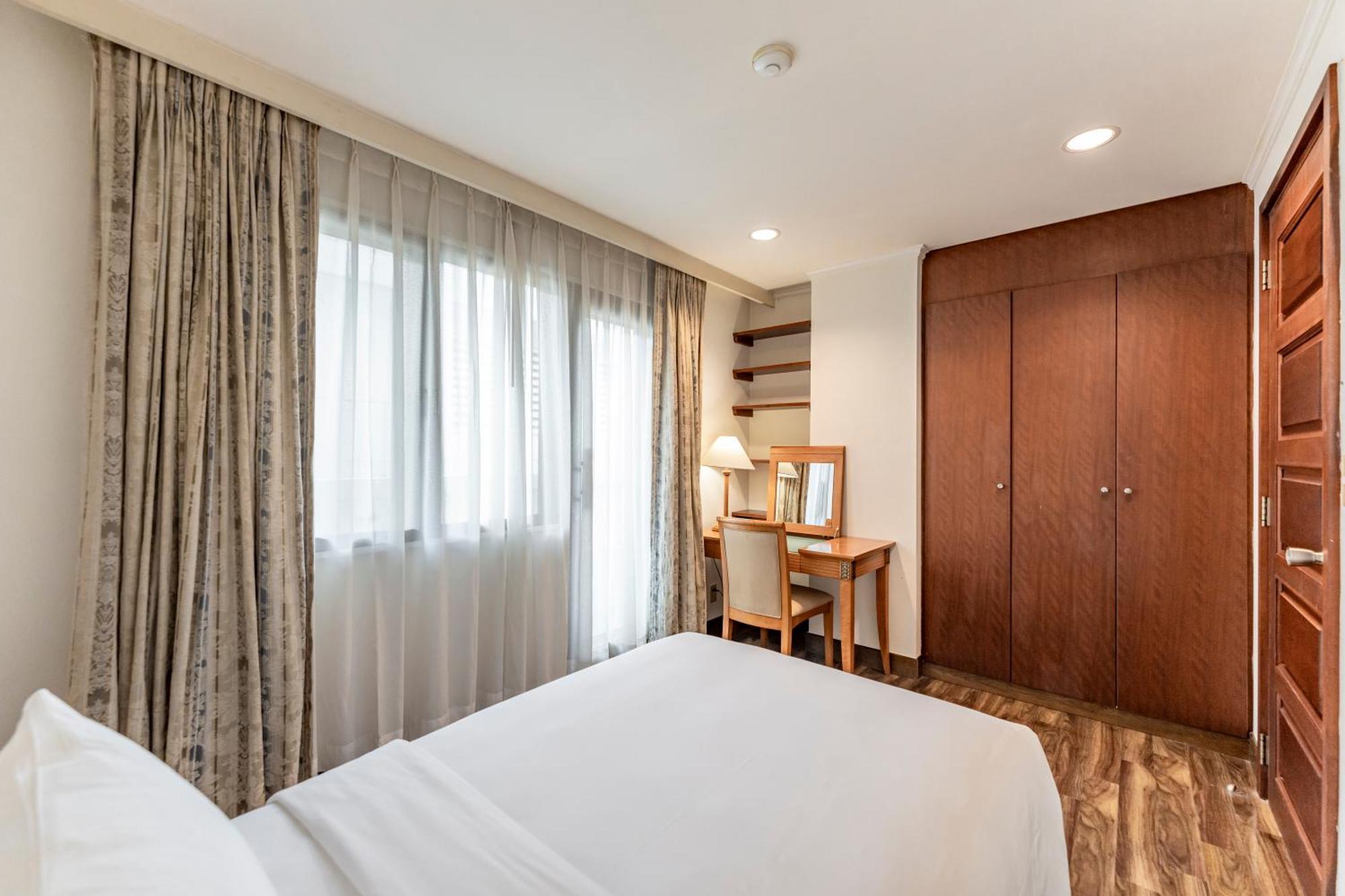 Deluxe Two-Bedroom Suite