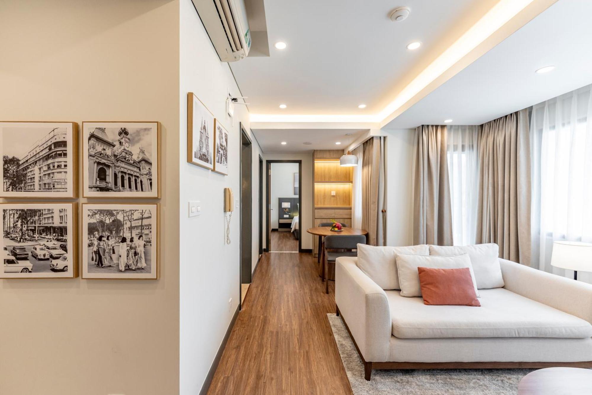 Deluxe One-Bedroom Suite