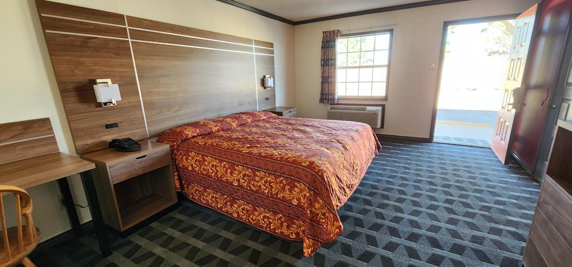 King Room Non-Smoking