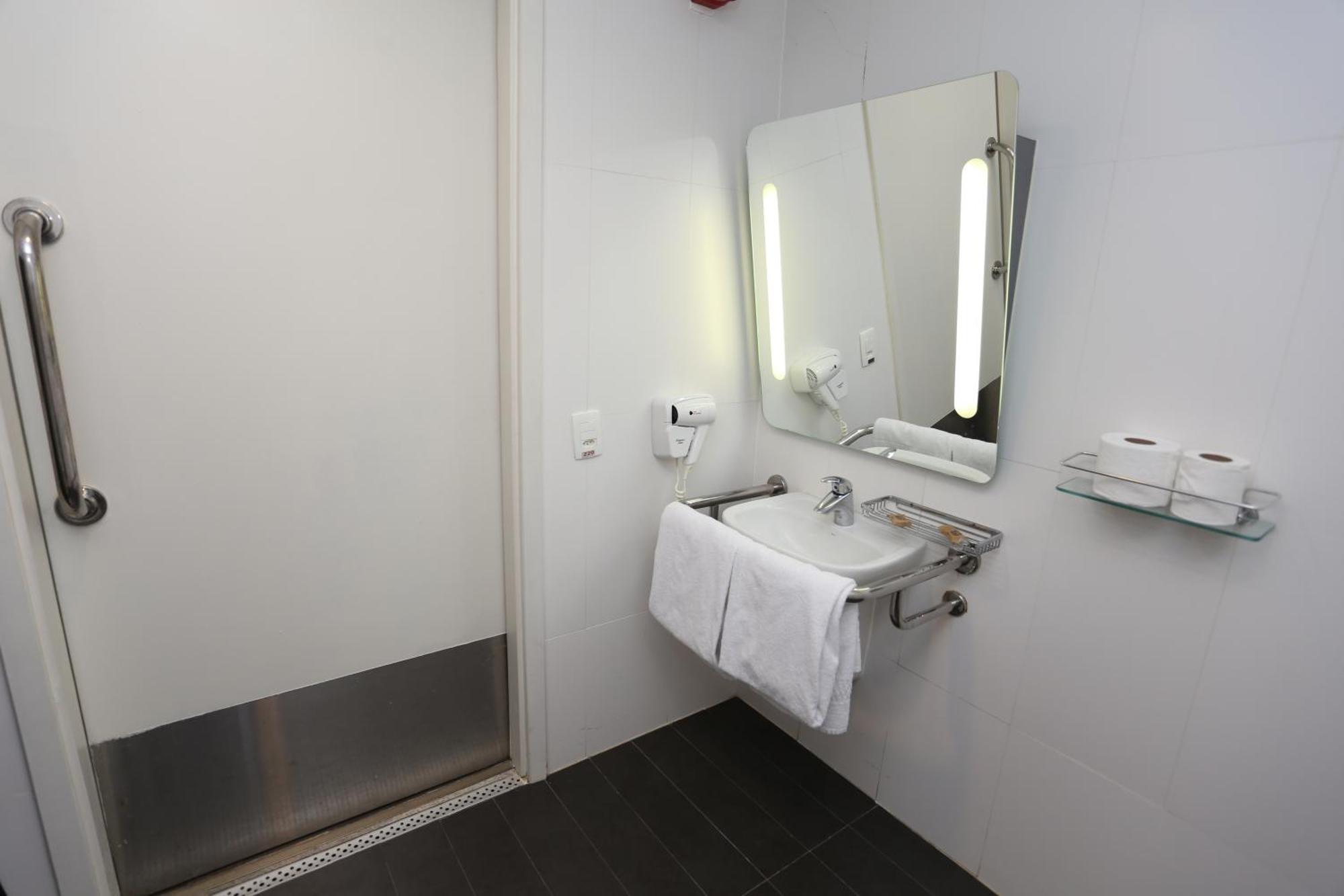 Standard Double Room Disability Access