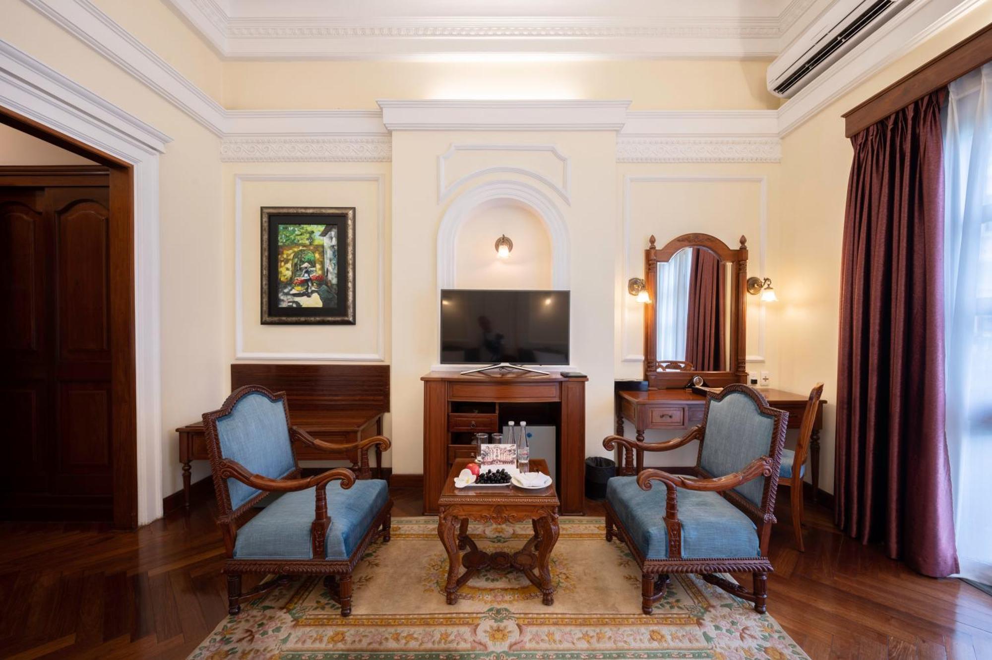 Century Pool Deluxe Room Double or Twin