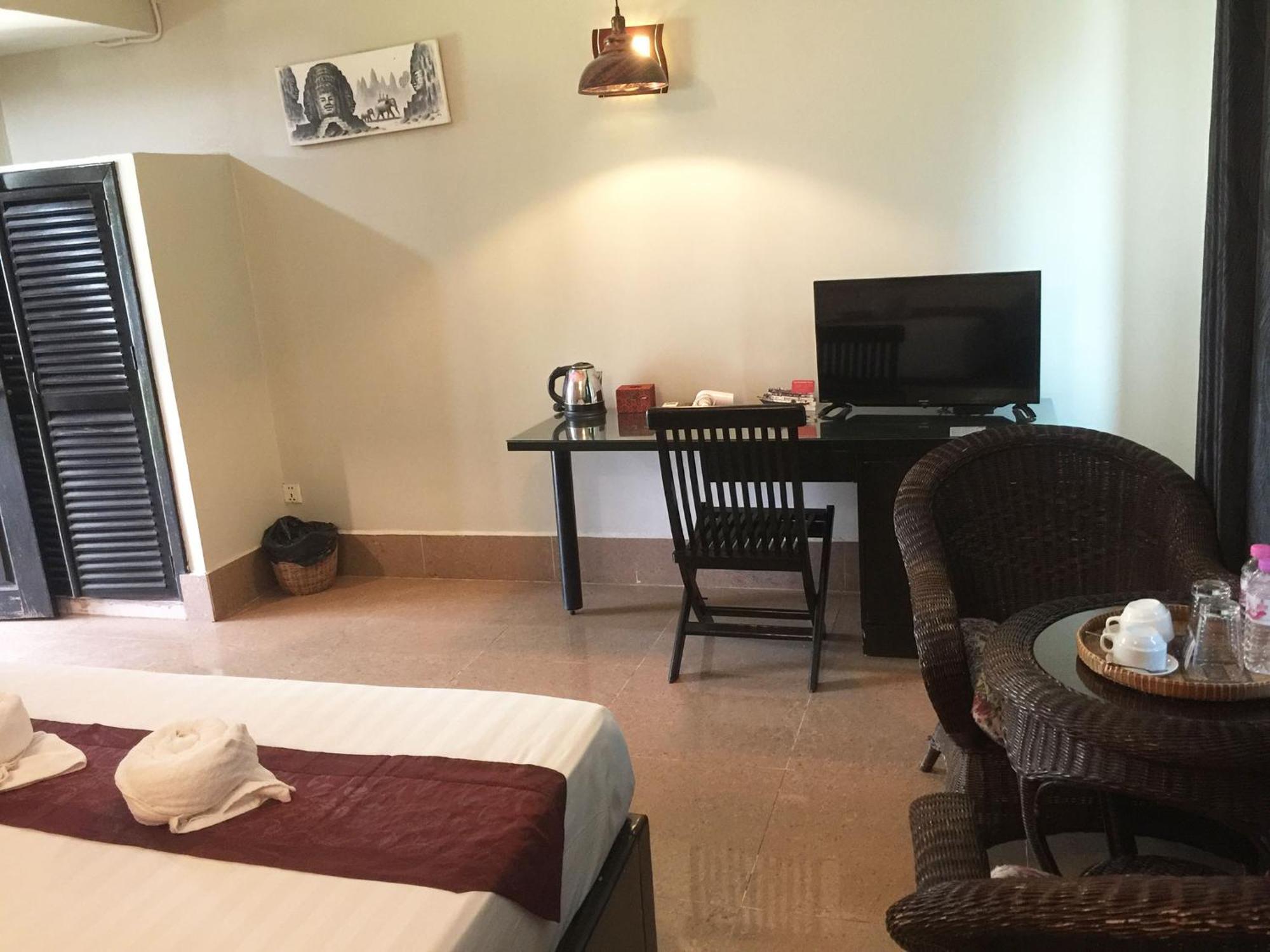Deluxe Single Room