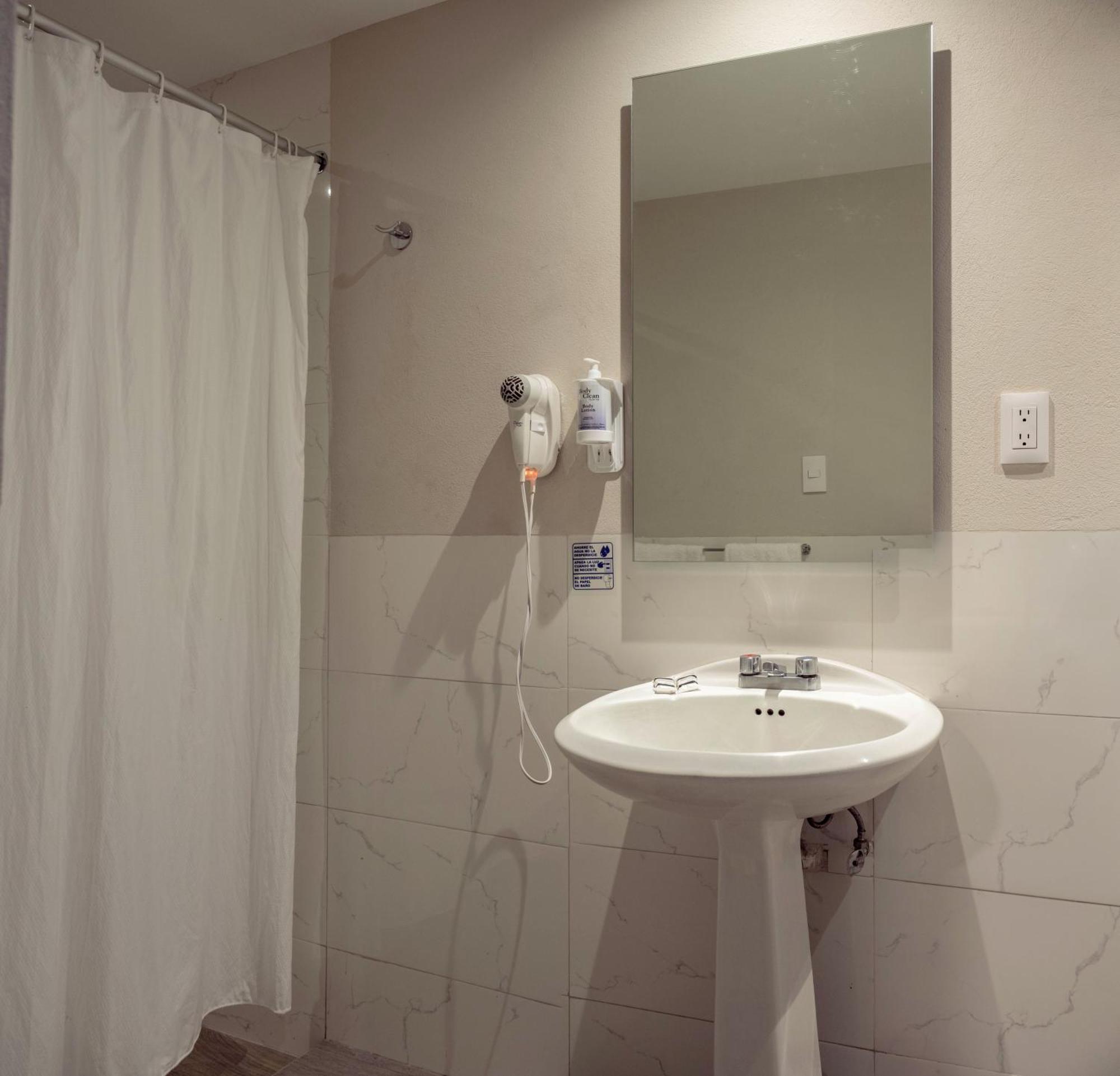 Standard Queen Room Two Queen Beds