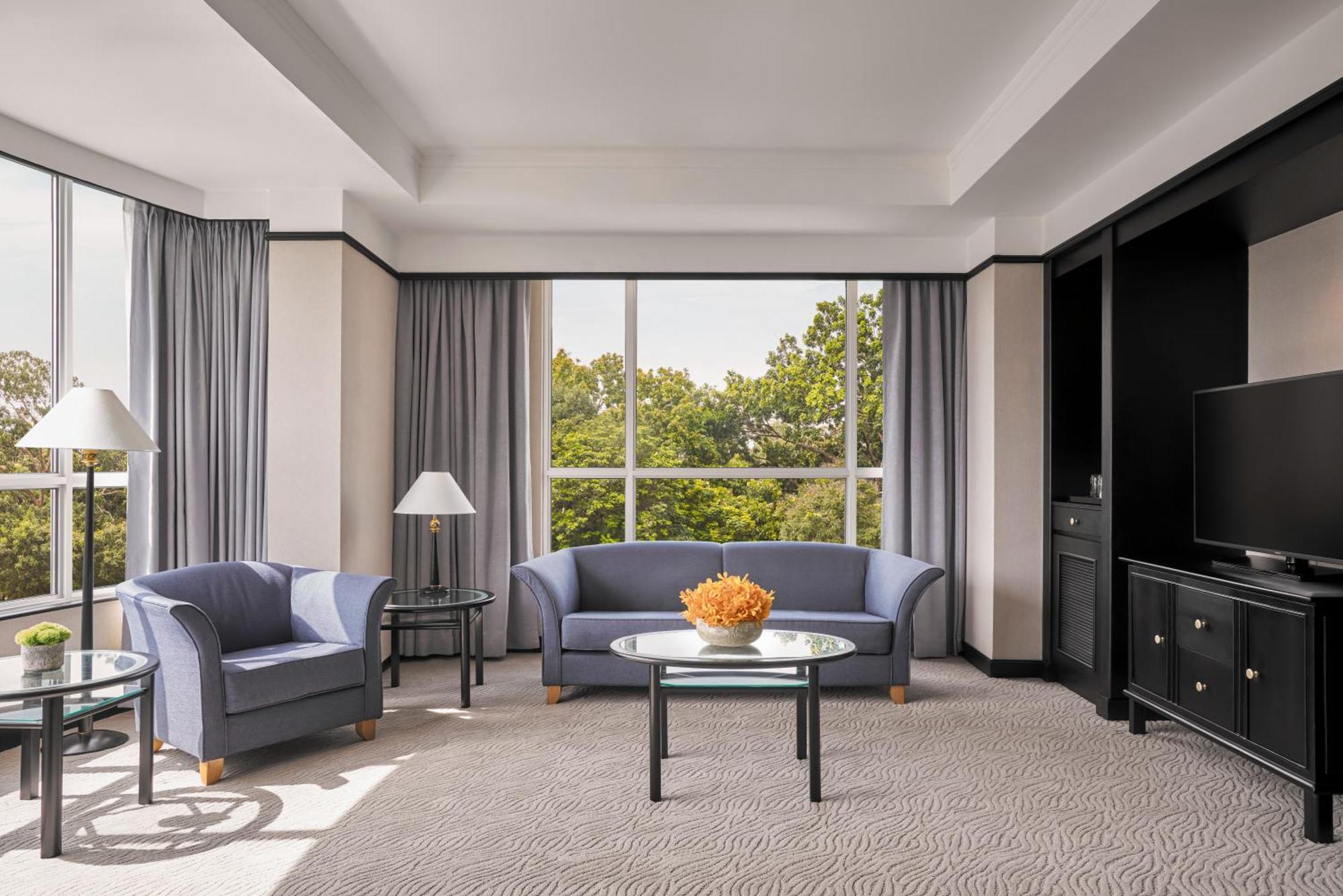 Deluxe Suite