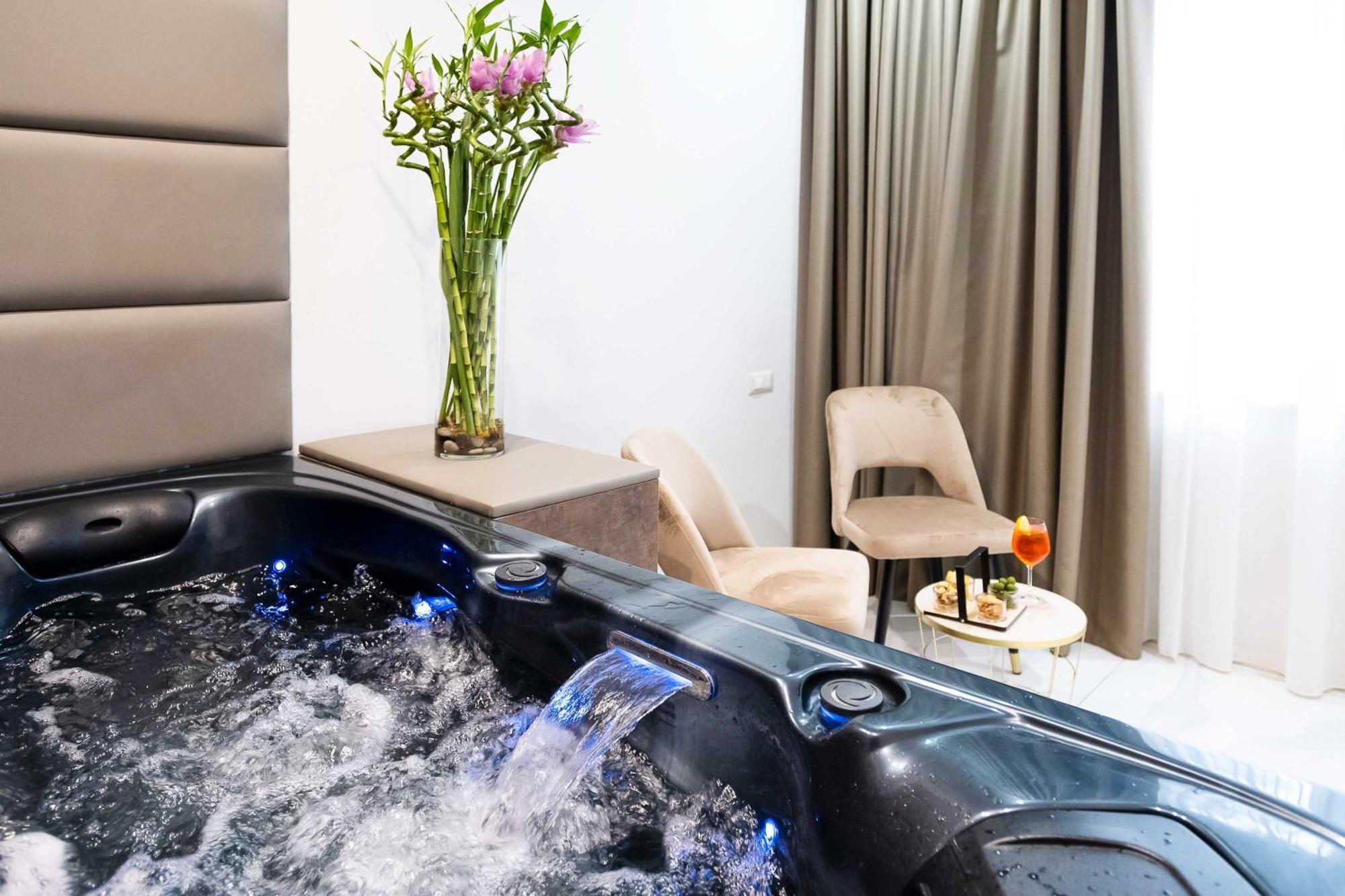 Double Room with Spa Bath