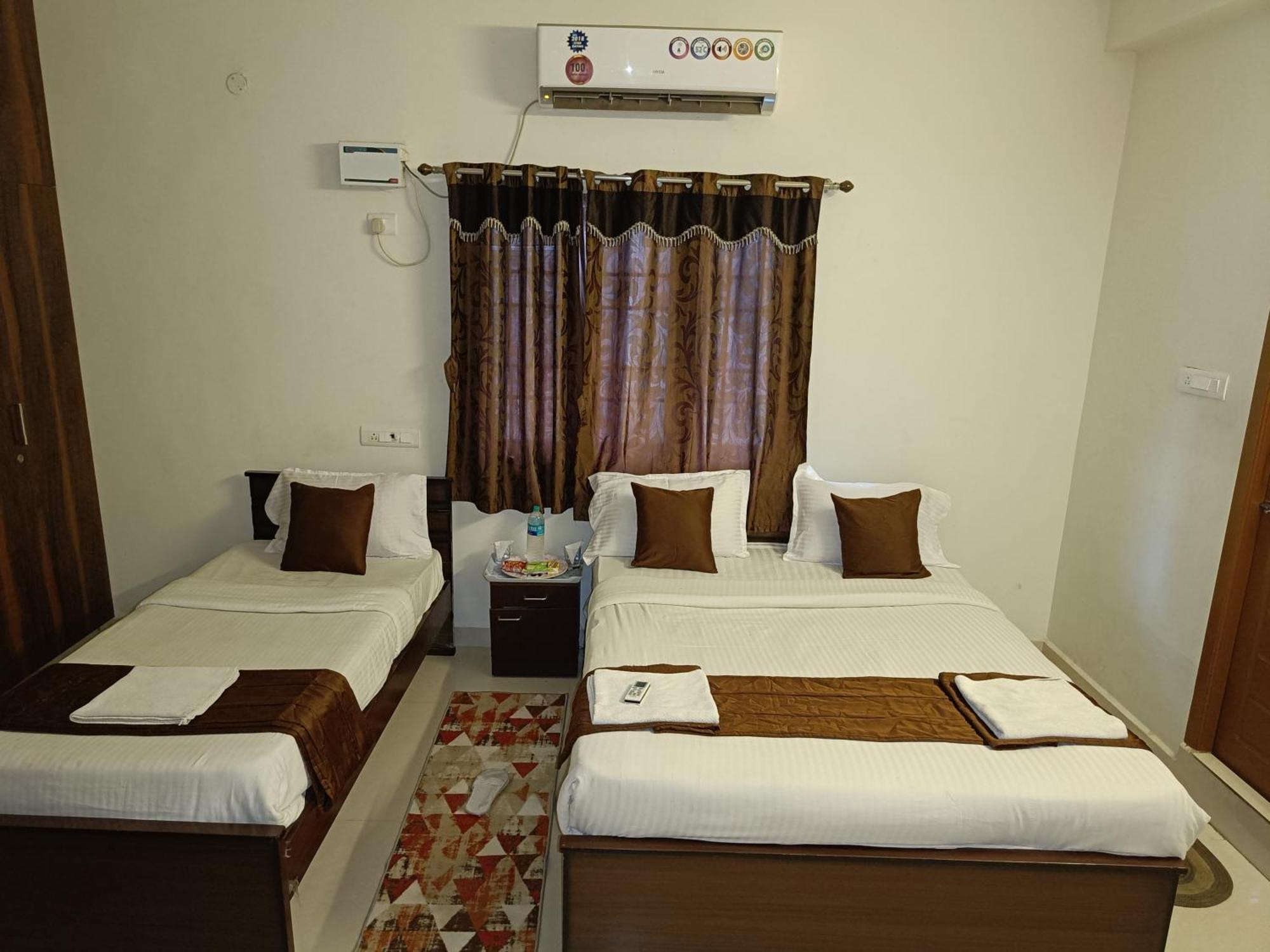 Triple Room