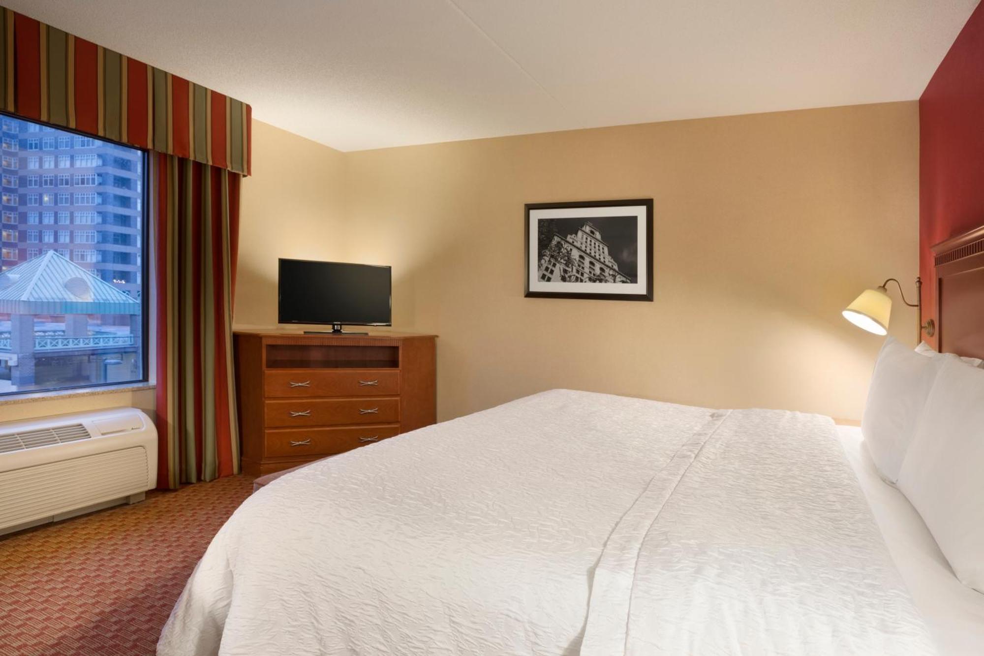 King Room King Bed Non-Smoking