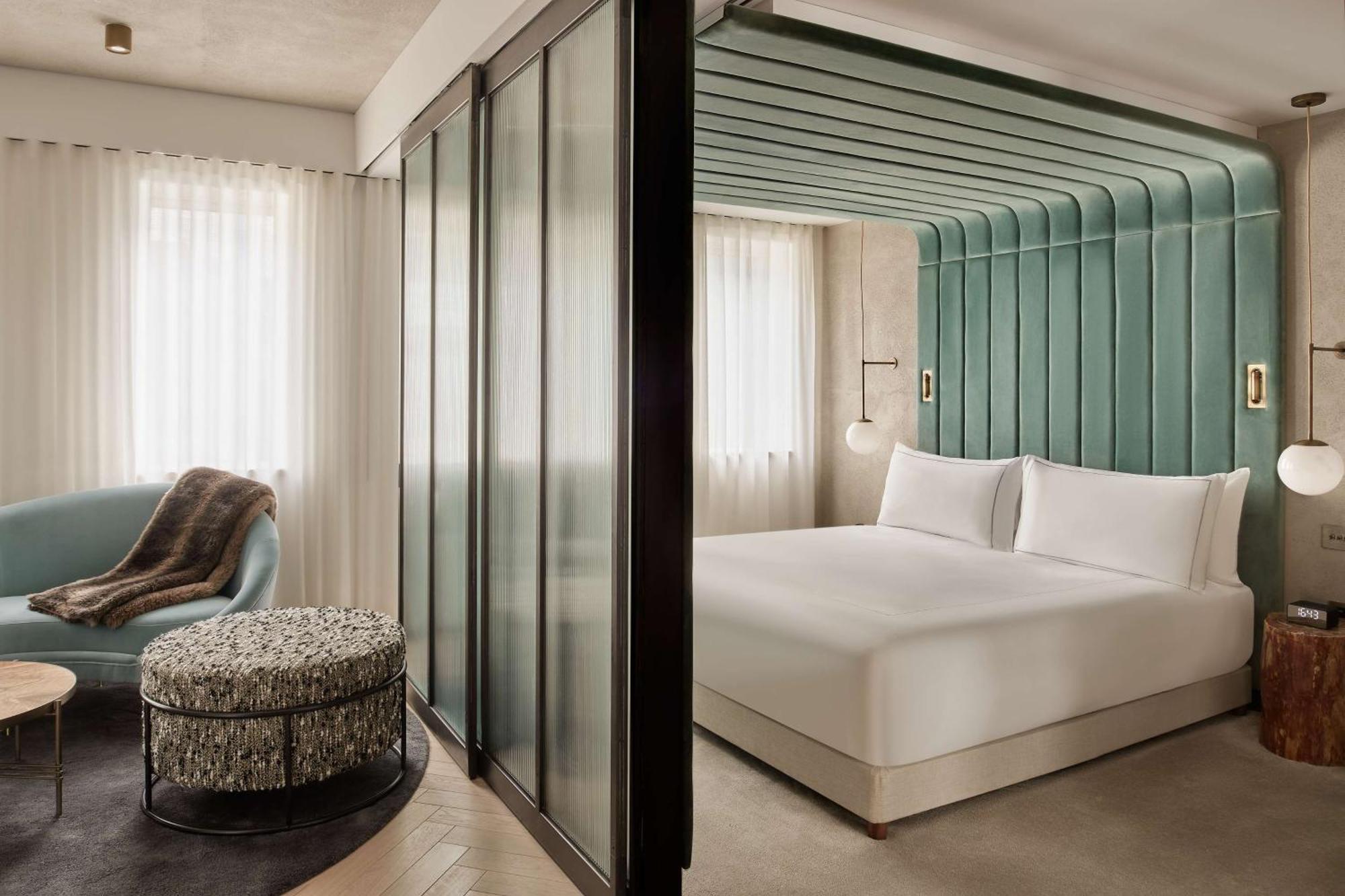 One-Bedroom King Suite