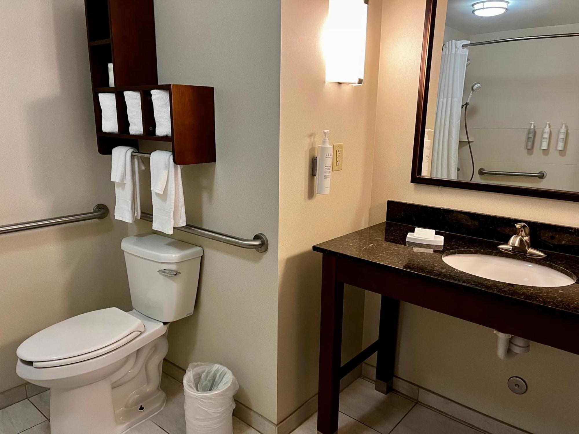 Queen Room with Two Queen Beds - Mobility and Hearing Access/Non-Smoking