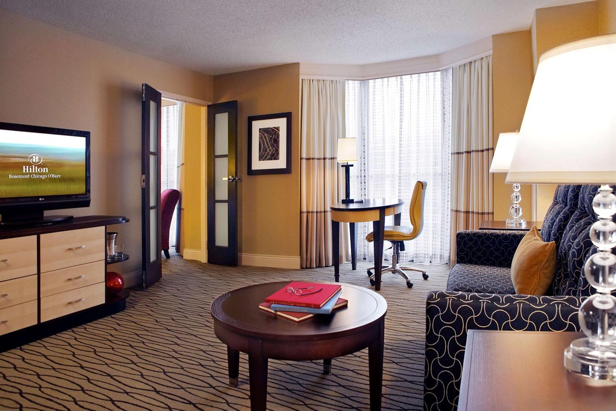 One-Bedroom King Suite