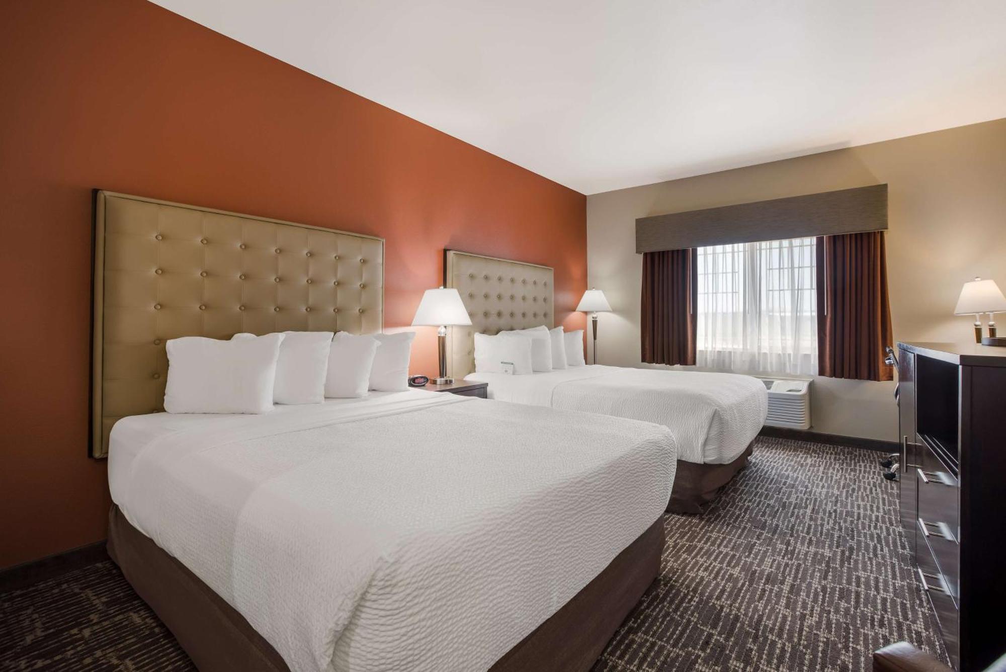 Queen Room with Two Queen Beds - Communication Assistance/Non-Smoking