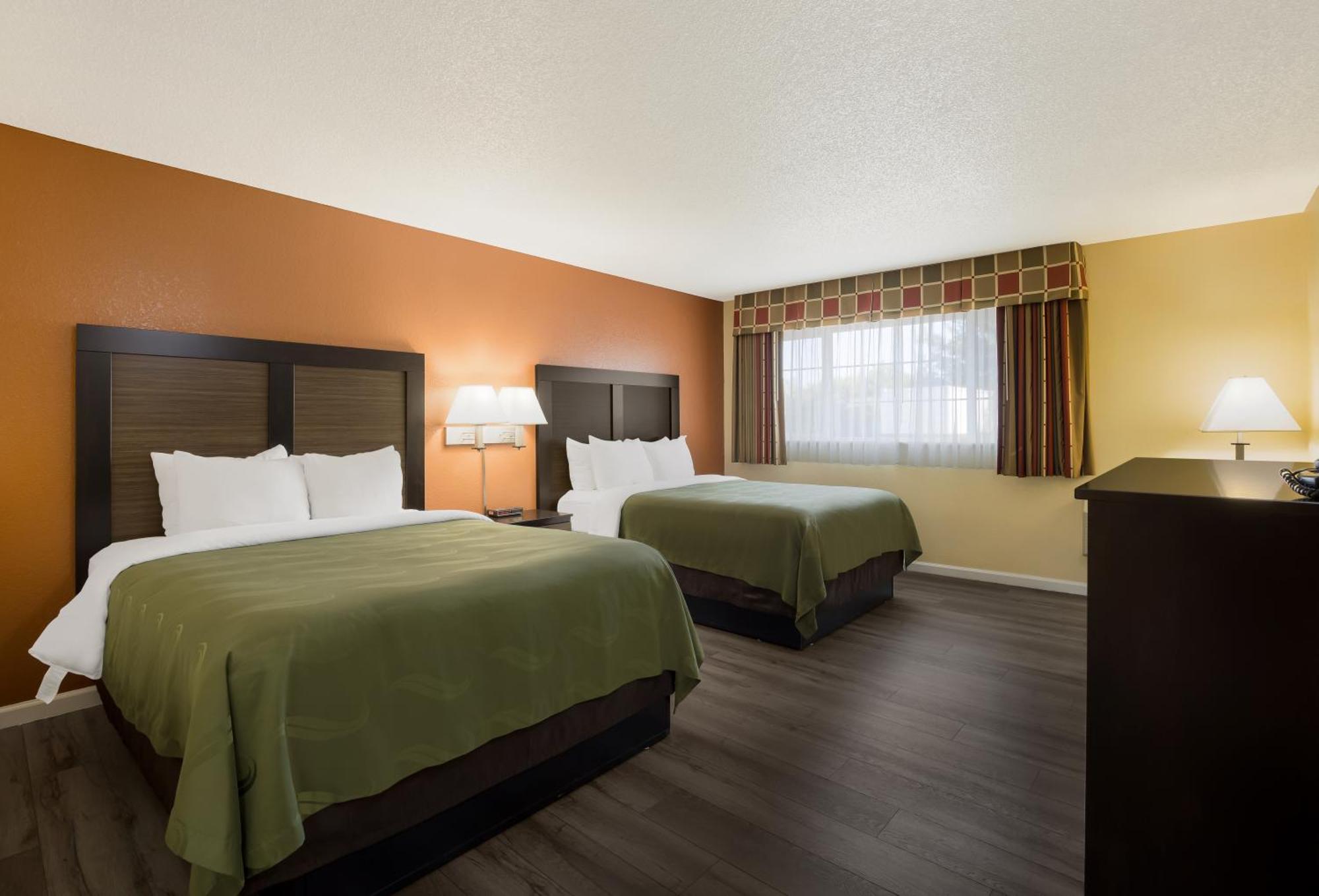 Queen Room Two Queen Beds