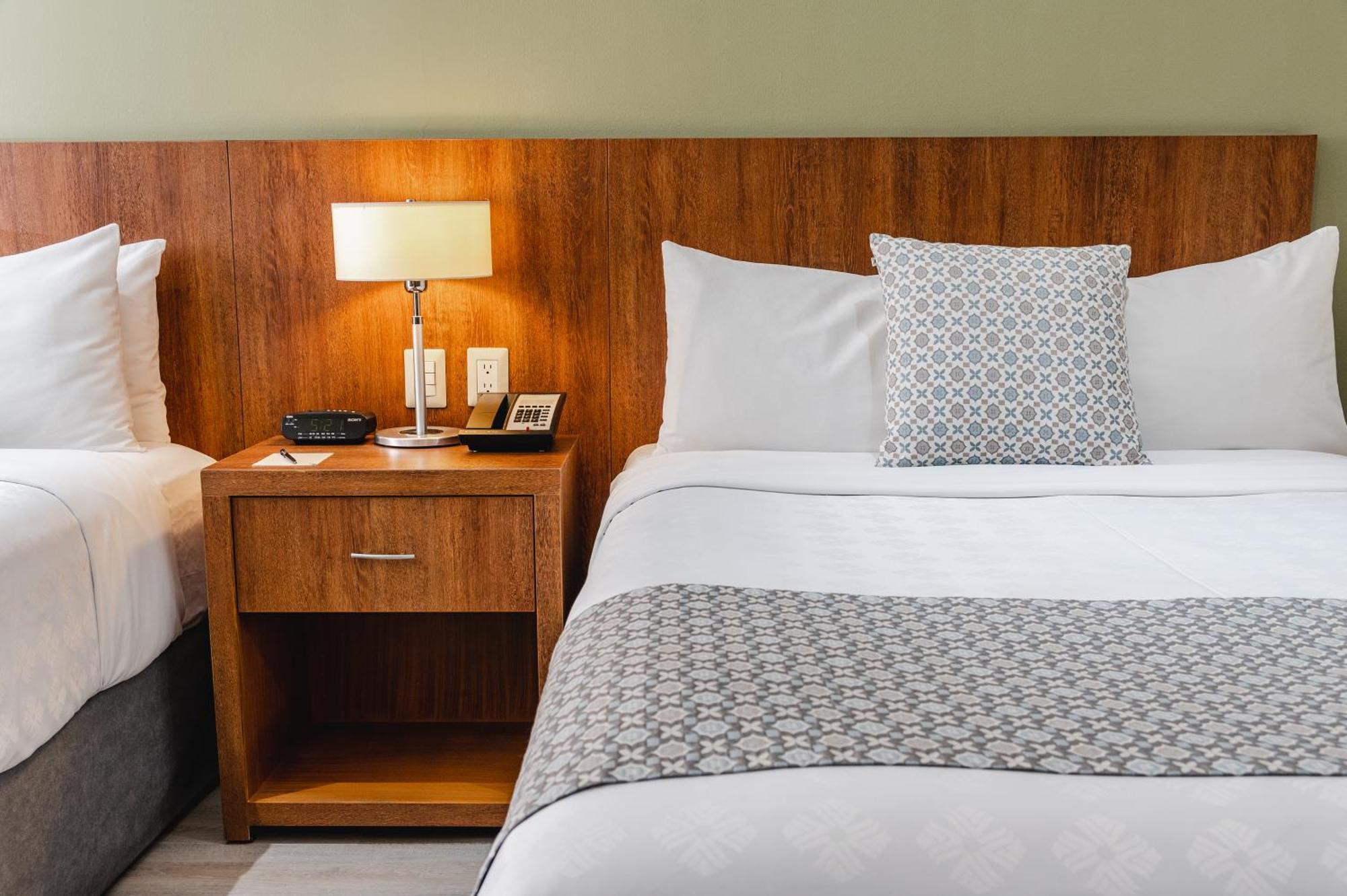Room Two Full Beds