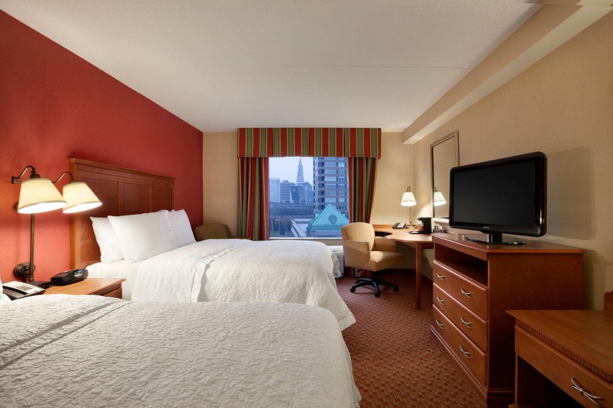 Queen Room Two Queen Beds Hearing Access or Non-Smoking