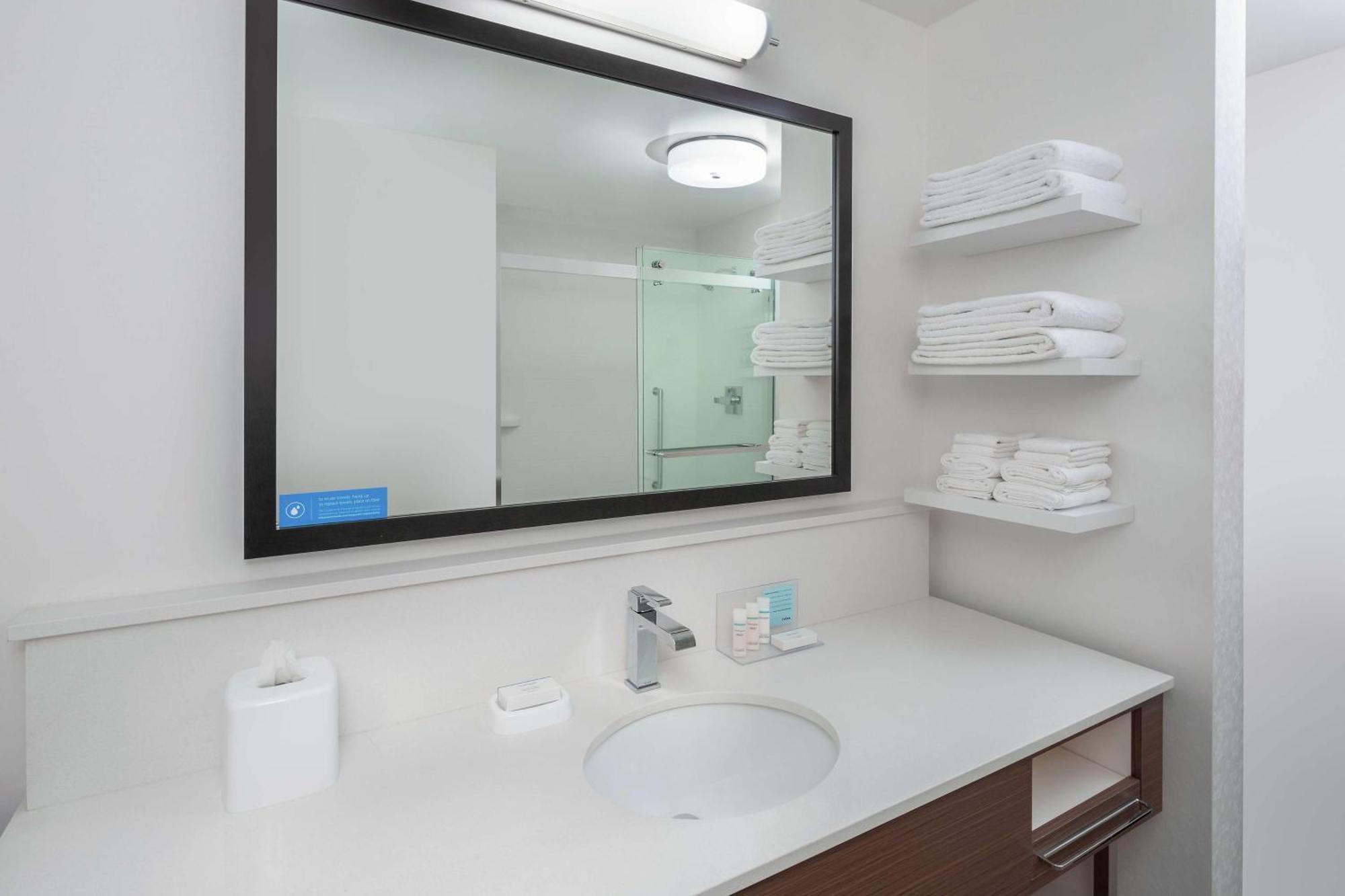 King Room - Non-Smoking,1551488077:JPEG