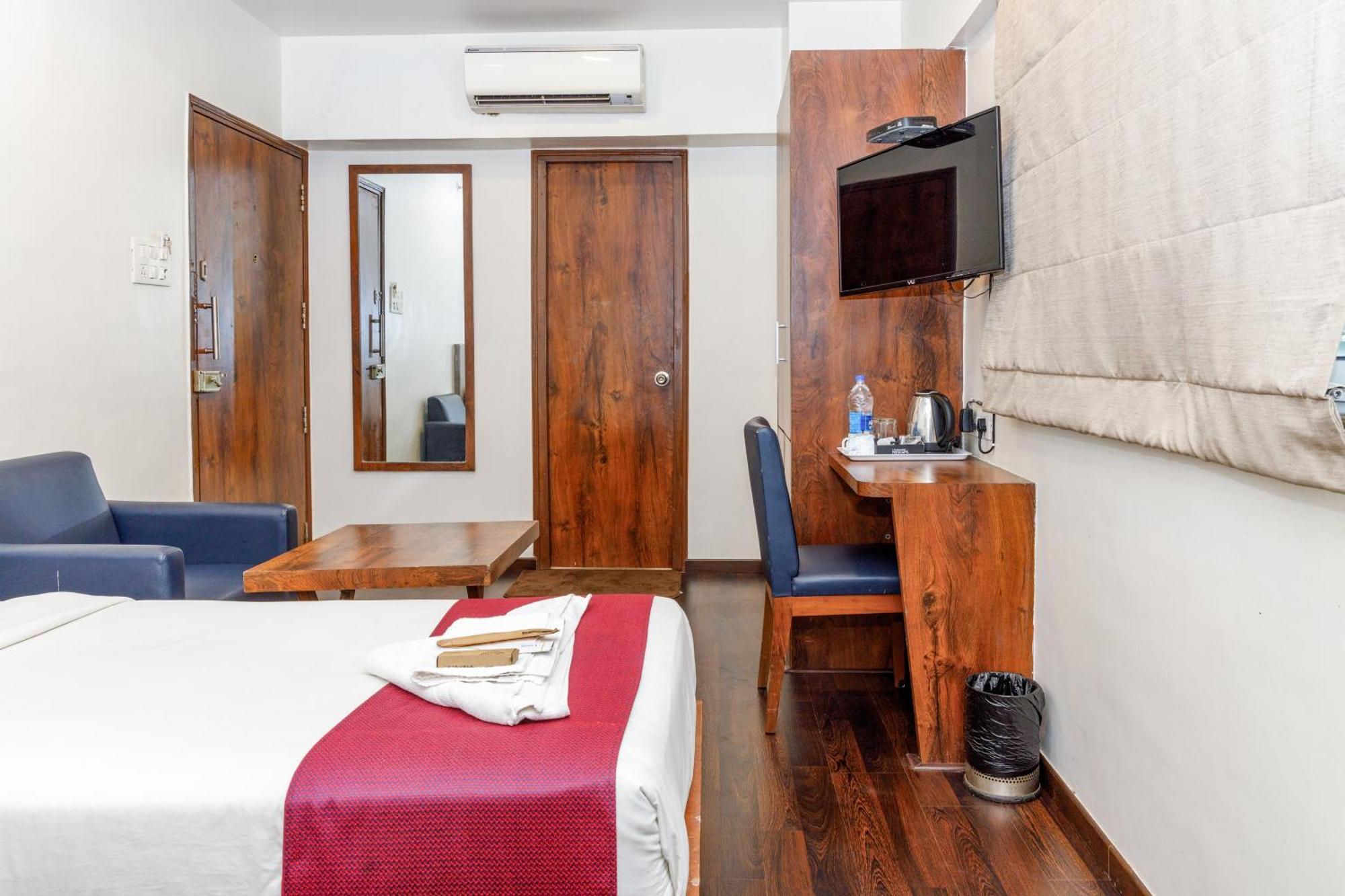 Superior Double or Twin Room,1552726180:JPEG