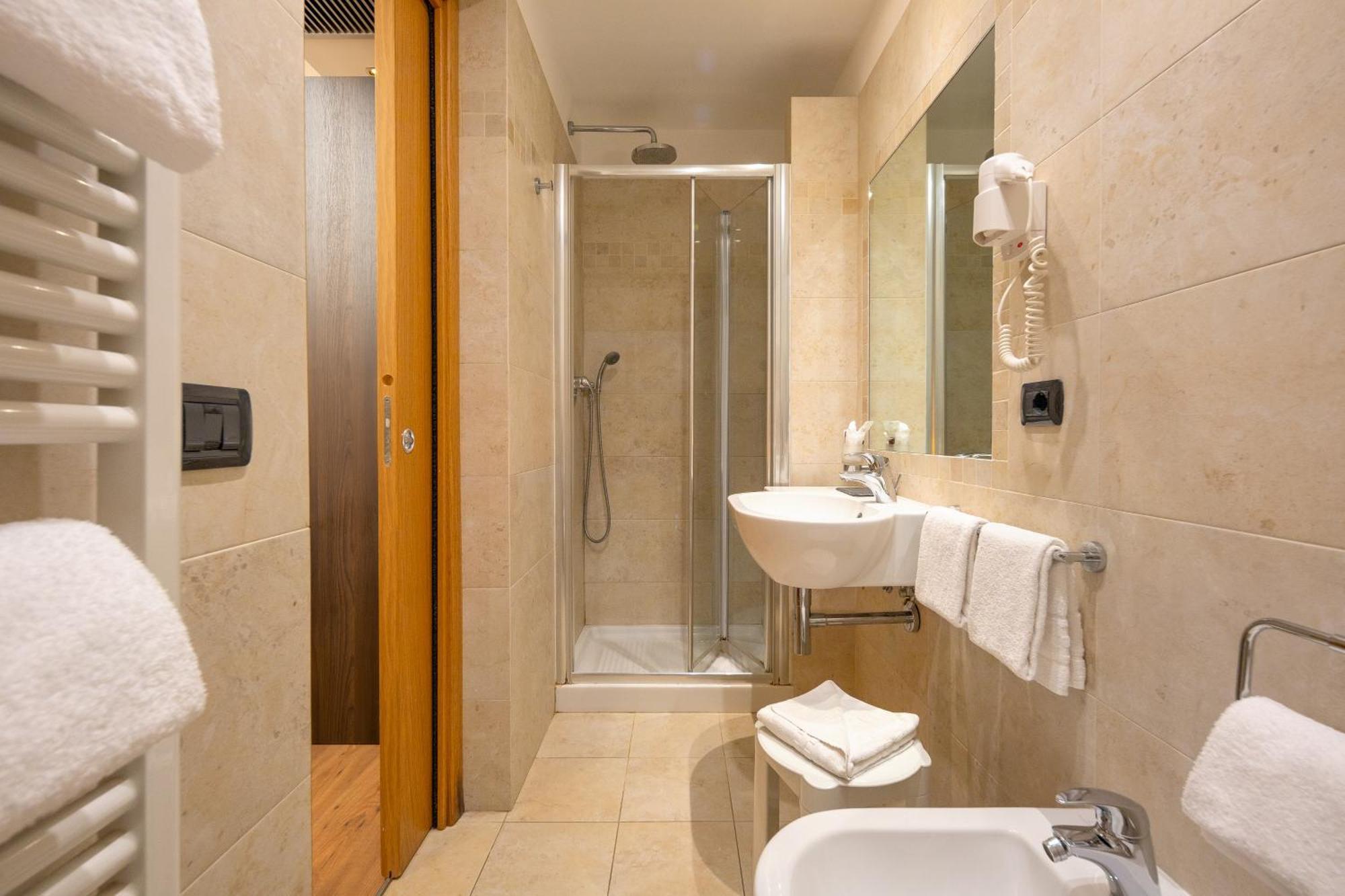 Comfort Quadruple Room