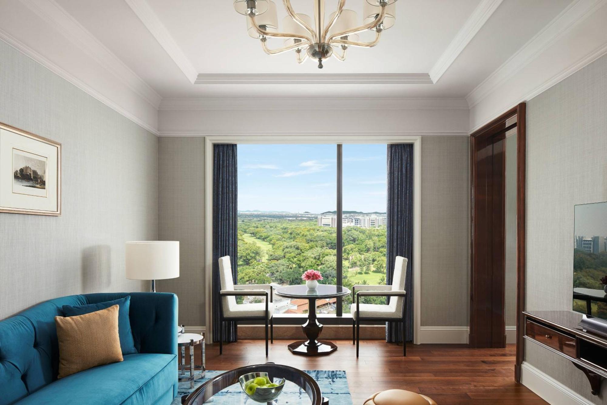 Executive Suite King Room Club Lounge Access
